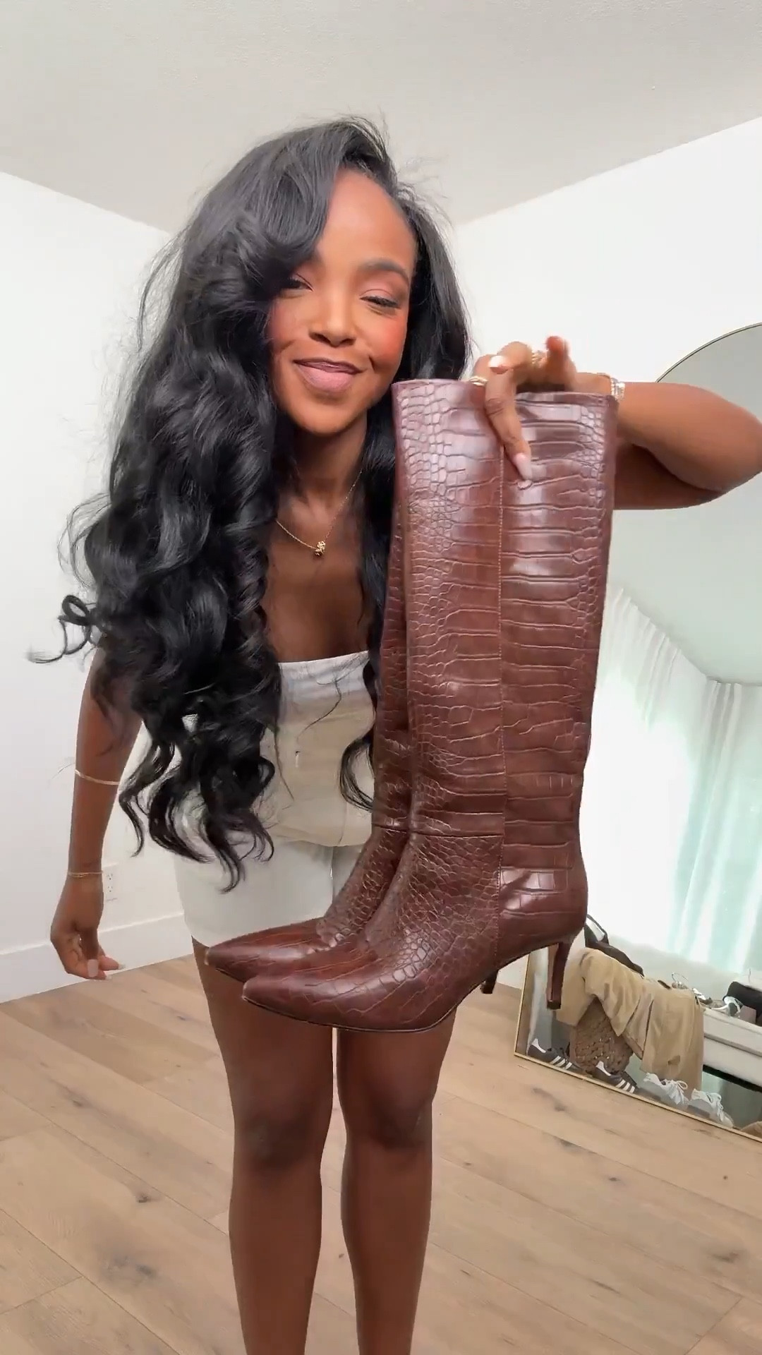 A polished neutral moment that proves elevated basics always win. This look is effortless but intentional, with structured layers that make it easy to dress up or down. Each piece is one of those staples you’ll reach for on repeat, so the cost per wear drops fast.

Perfect for brunch, casual meetings, date nights, or fall errands.

📏 Sizing & Fit  
Jacket: Size Small  
Tank: Size Small  
Shorts: Size 4 Long  
Boots: True to size  

📐 Measurements  
Height: 5'4"  
Weight: 138 lbs  
Bust: 34D  
Waist: 27"  
Hips: 40"  

Styled multiple ways, these neutral layers work year-round and fit seamlessly into a long-term shopping strategy. Swap the boots for sandals or sneakers and this outfit instantly transforms.

Neutral outfit ideas, elevated basics, fall layering outfit, capsule wardrobe staples, tan jacket outfit, white shorts outfit, versatile fashion essentials, everyday chic style.

Tap to get details.

Follow me on Instagram and YouTube @kirasfashionfinds 

#LTKPetite #LTKgrwm #LTKootd