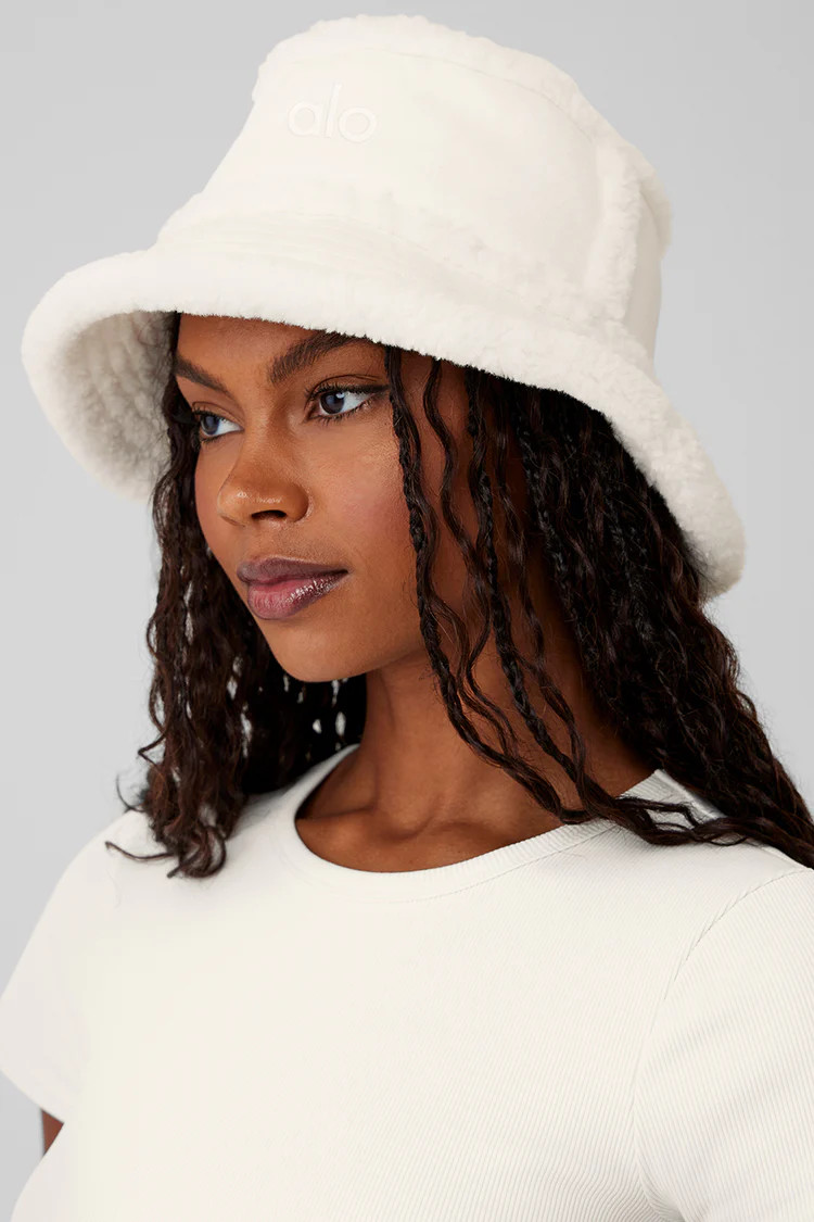 Winterfun Bucket Hat | Alo Yoga (US)