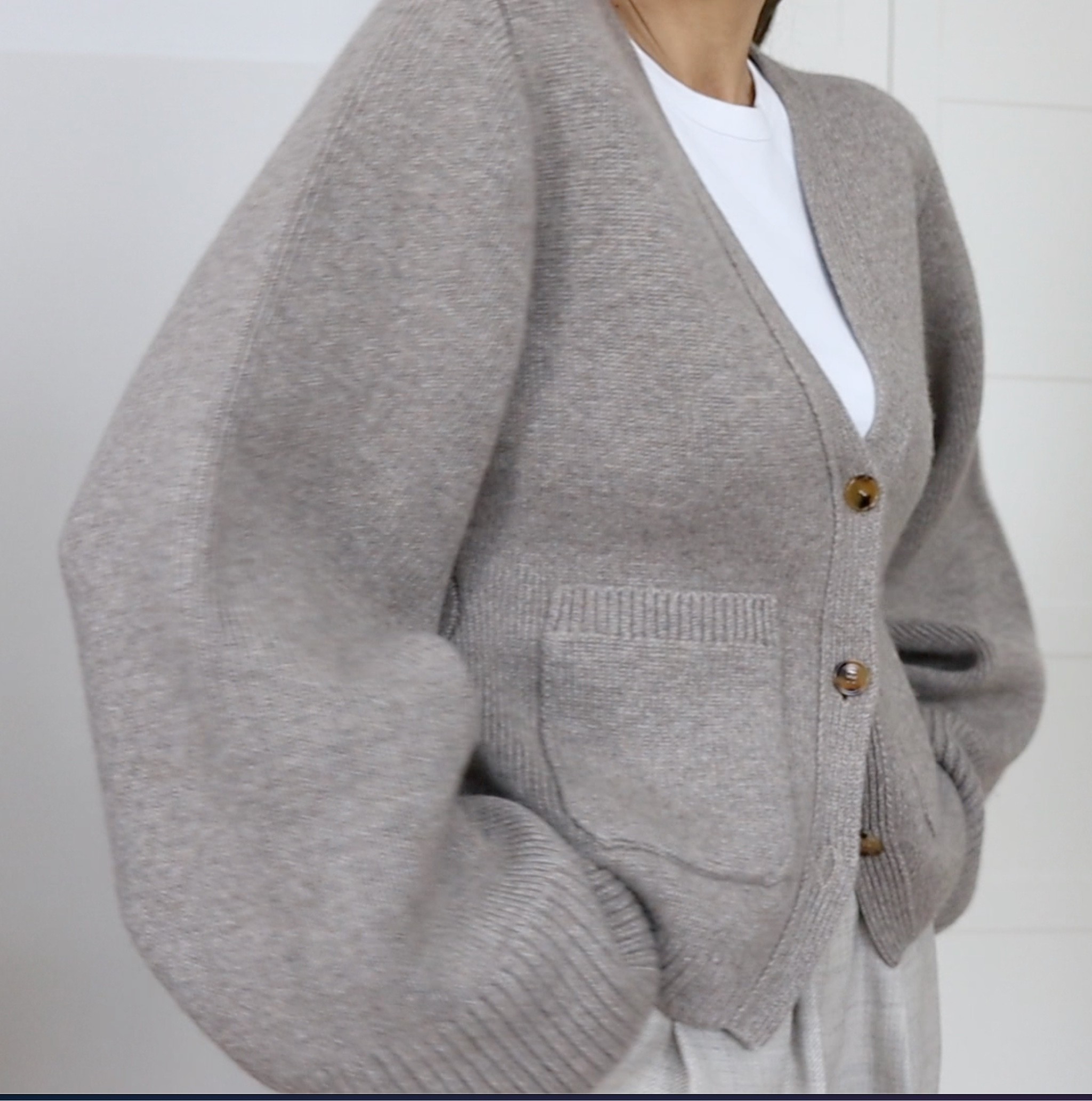 Khaite scarlet cardigan
All you need to know (size comparison) now on YOUTUBE @ThanksToFashion

#LTKworkwear #LTKcurves #LTKstyletip