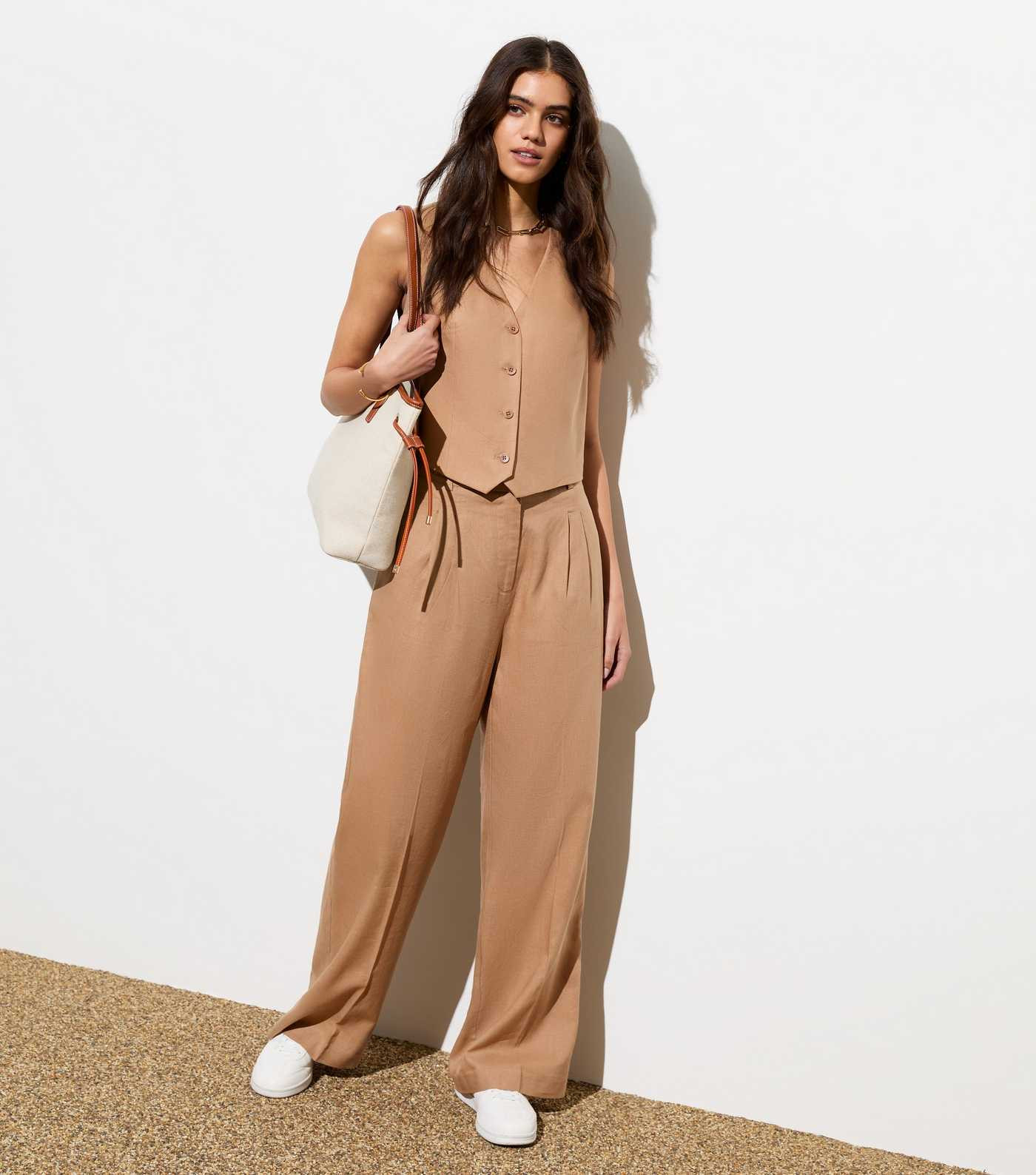 Light Brown Linen-Blend Wide Leg Tailored Trousers | New Look | New Look (UK)