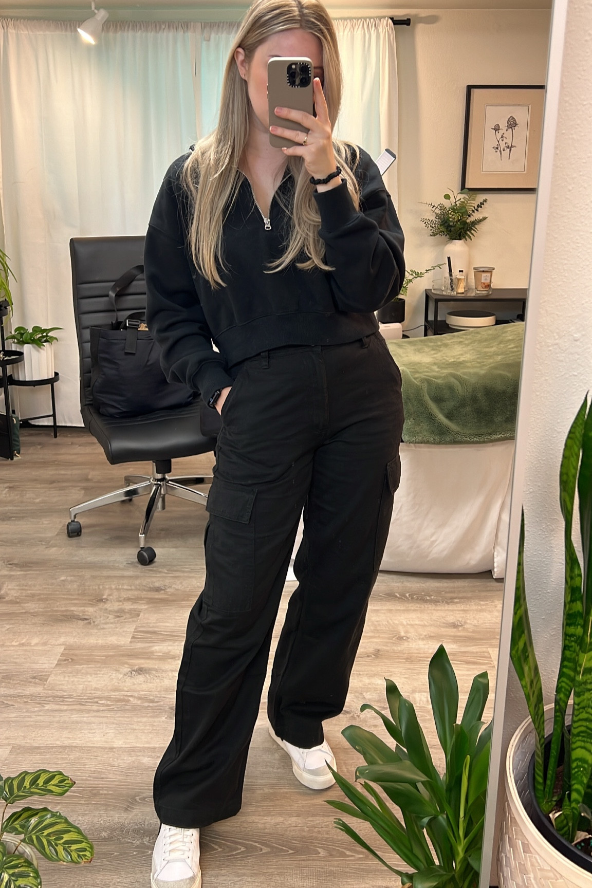 Chill gloomy day outfit 

#LTKeurope #LTKworkwear #LTKfit