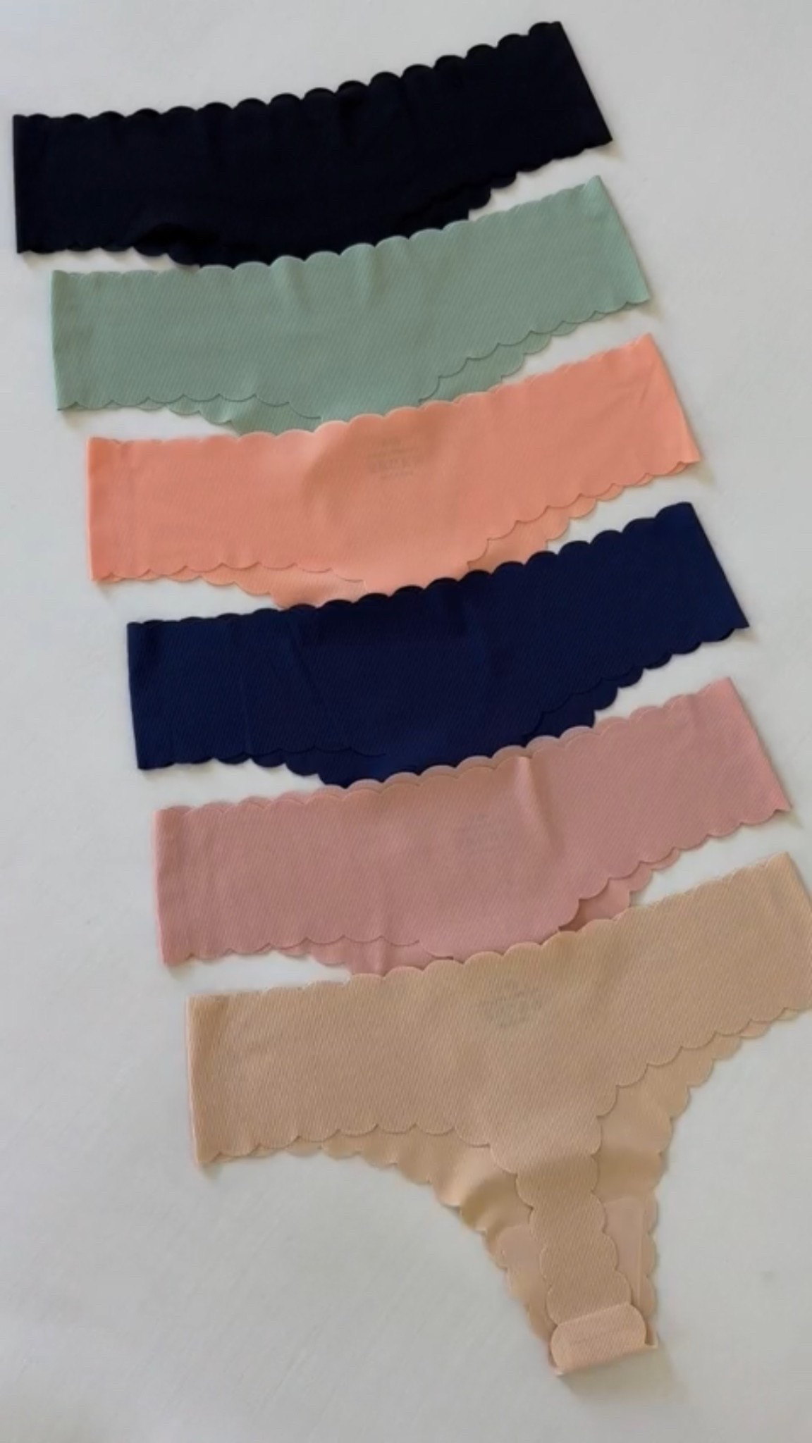 Scroll to shop!! Follow for more!! Xo! ✨

#LTKdayinmylife #LTKootd #LTKmomlife