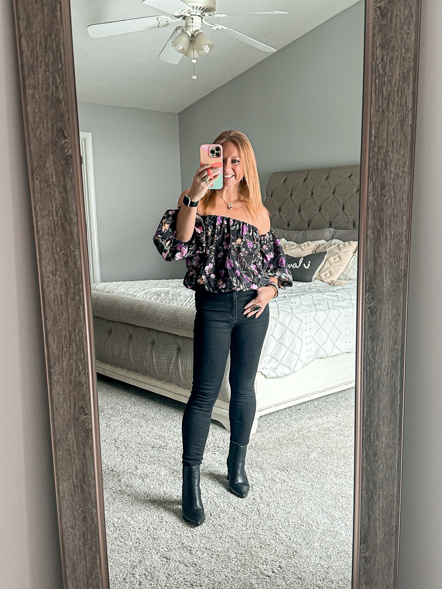 Perfect girls night out or date night outfit 💜
Shirt- size small
Jeans- size 25 petite

#LTKSaleAlert #LTKOver40 #LTKPetite