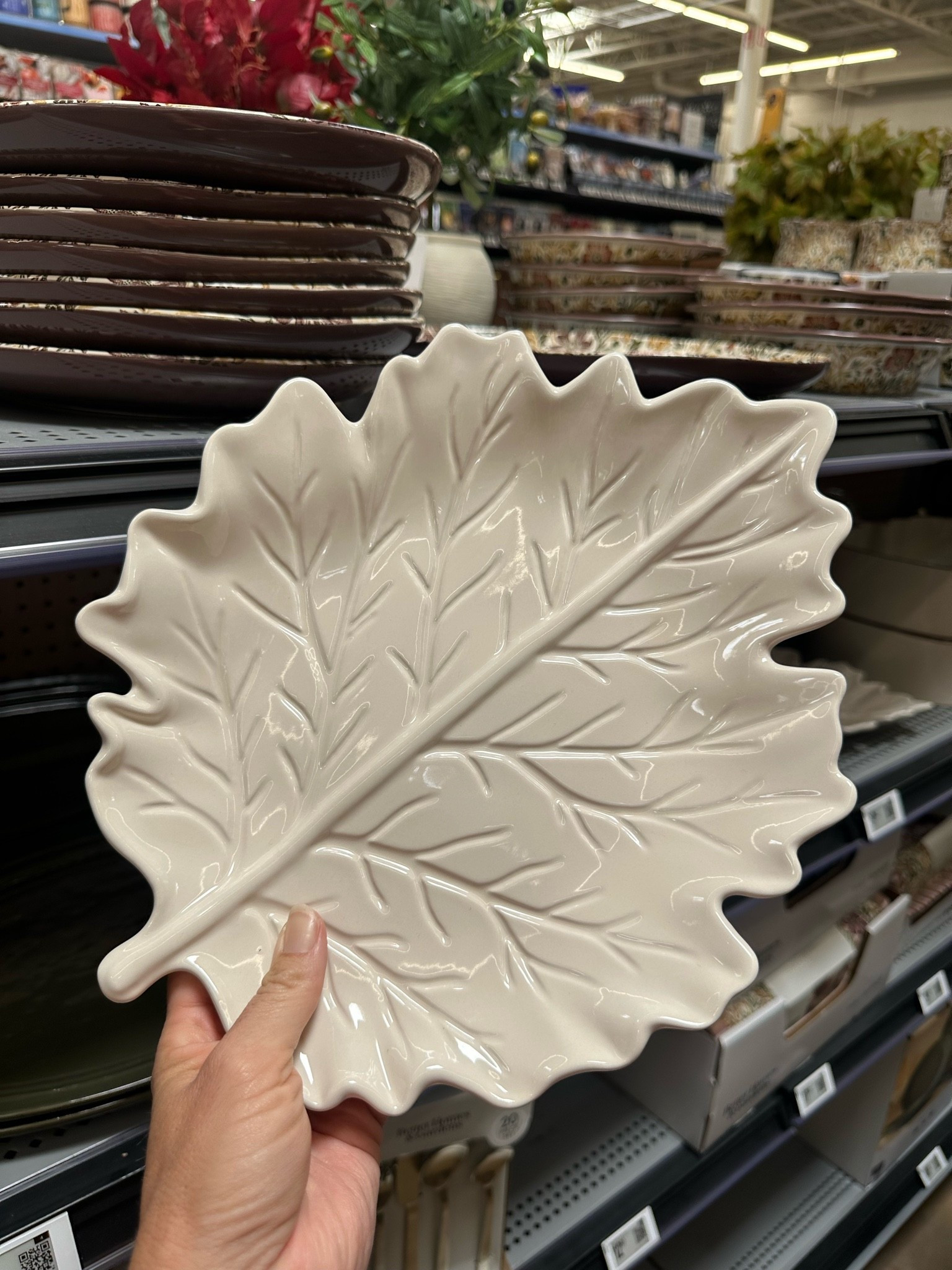 Walmart leaf serving platter perfect for a Fall tablescape or use as decor on a shelf or Fall entryway table

Stoneware
Leaf 
Fall decor 
Walmart fall
Better homes and gardens 
Thanksgiving 
Fall table 
Tablescape 
Holiday 
Fall entryway table
Fall shelves

#LTKSaleAlert #LTKHome #LTKSeasonal