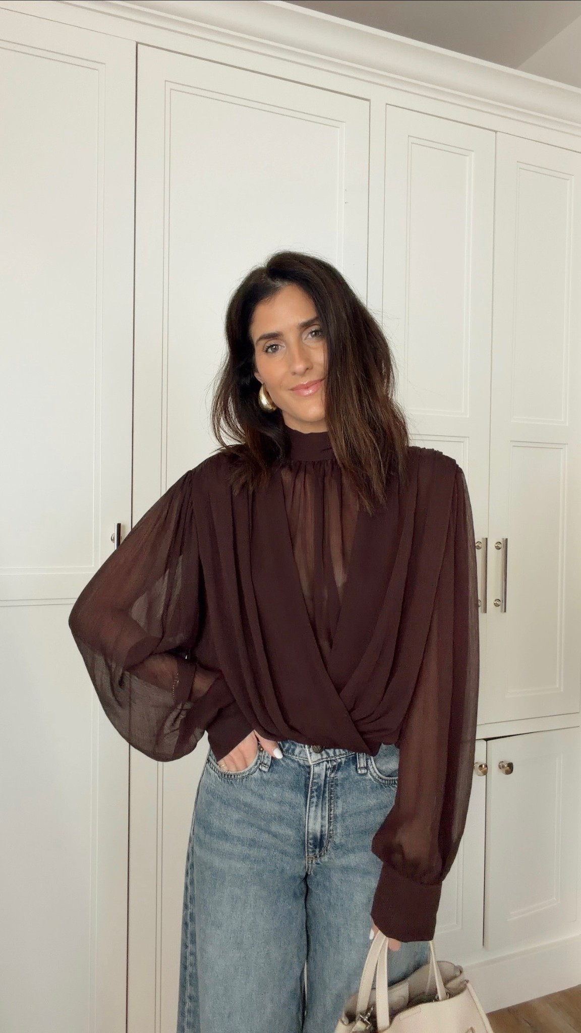 The top that broke my DMs! You girls went crazy over this top when I shared it this week. If you’re looking for a date night top this one is for you. I’m just shy of 5-7” wearing the size XS 

#LTKSeasonal #LTKgrwm #LTKootd