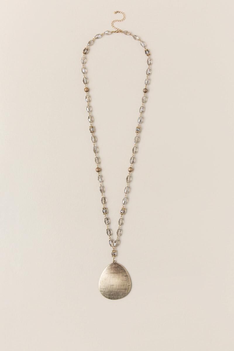 Hildred Beaded Pendant | Francesca’s Collections