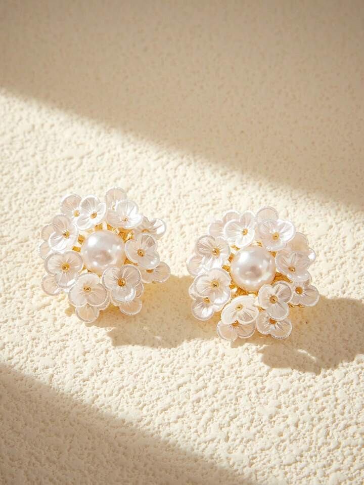 SHEIN Belle Flower Shaped Elegant Stud Earrings Suitable For Women To Wear Daily, Spring/Summer | SHEIN