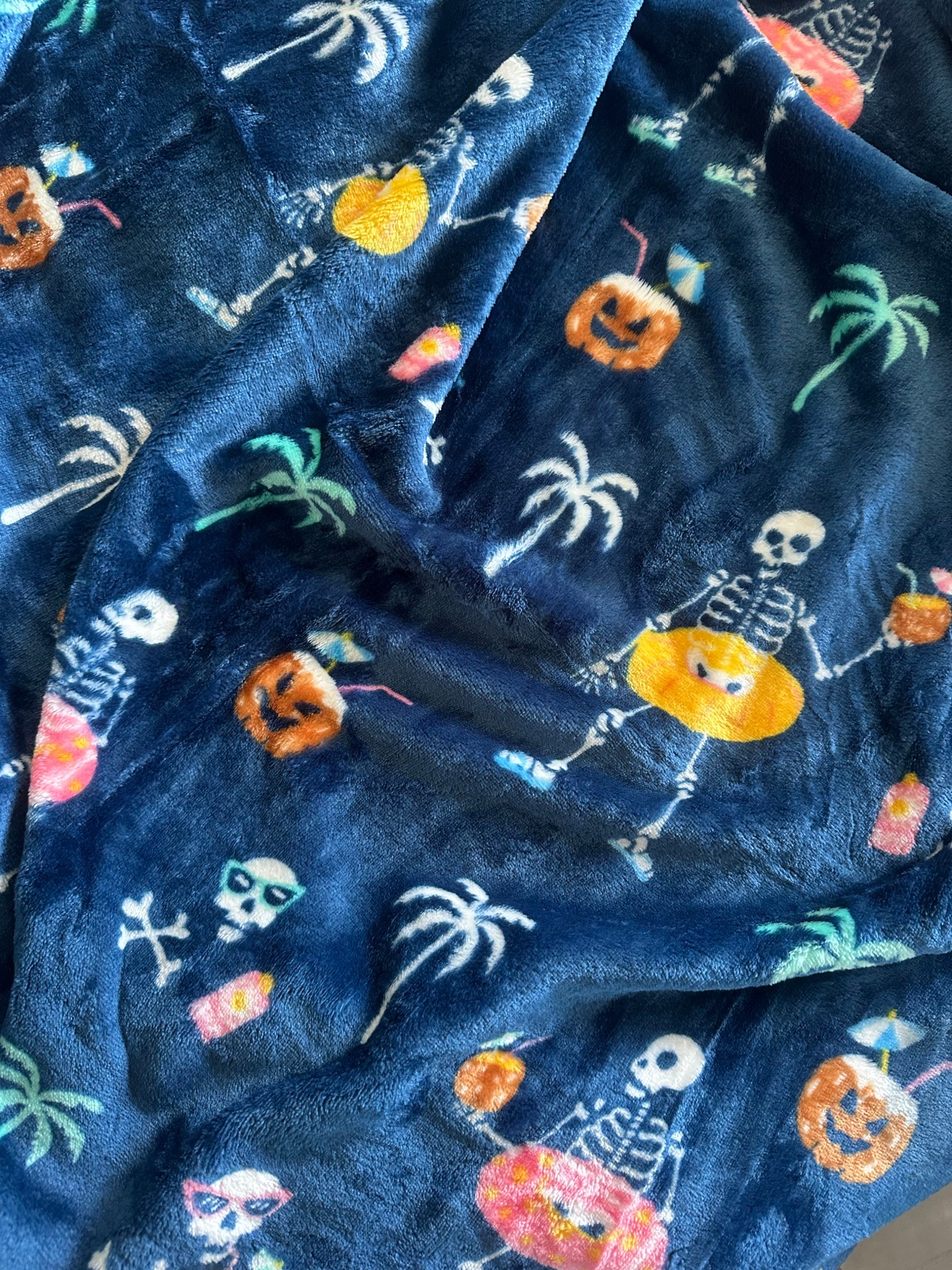 Summerween blanket 

#LTKSummerEdit #LTKFamily #LTKHome