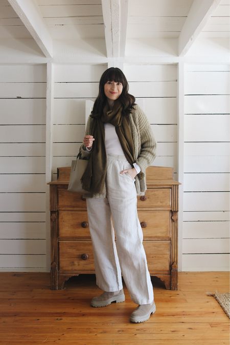 GREEN COCOON CARDIGAN (use LEE15)
VESTA LINEN TROUSERS (true to size)
SUEDE CORTINA LUG SOLE BOOTS
SUPIMA MICRO RIB LONG SLEEVE (true to size)
SCARF & BAG (old)



#LTKSeasonal