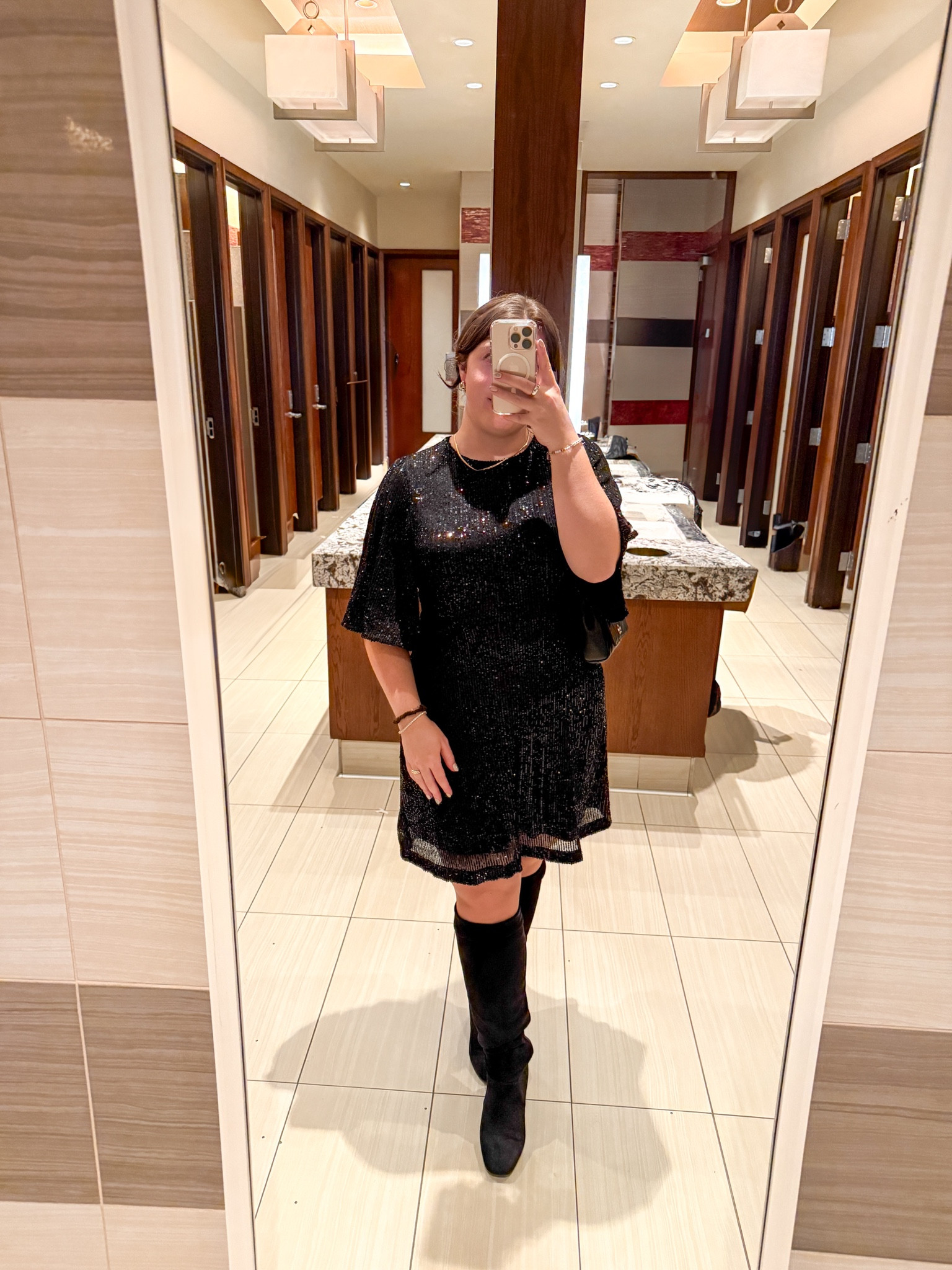 We love a sequin party dress

#LTKSeasonal #LTKParties #LTKMidsize