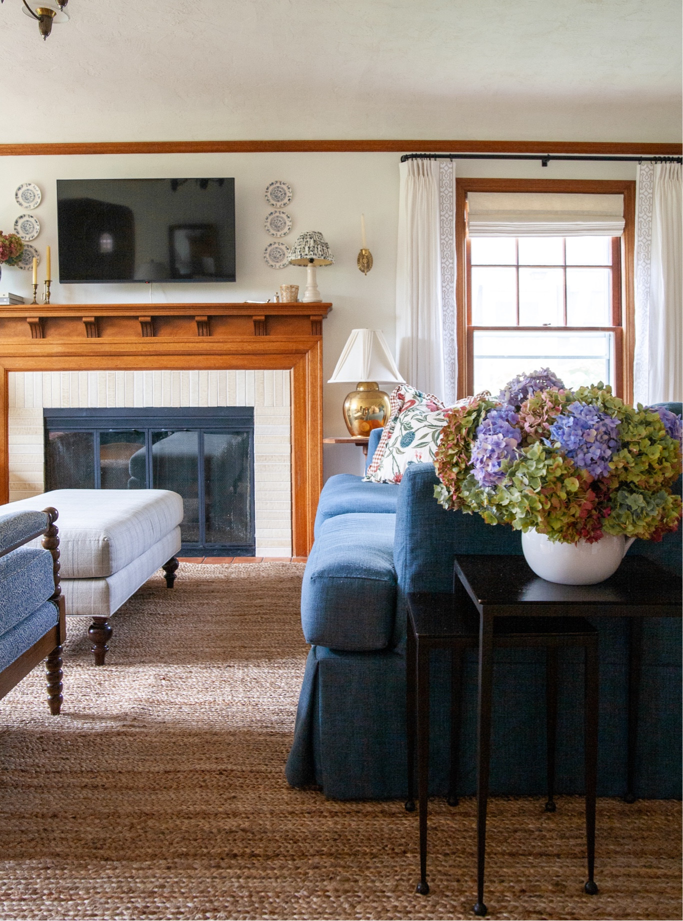 Recently spent several hundred dollars on hydrangeas hoping Sunday soon I can grow some anywhere near as epic as my mom’s. Picked these the other day and I’m going to let them dry out in their vases and they’ll probably last a year or two dried. 😍
Spending money and time on plants is new for me, but I’m flexing some new muscles and hoping to add some serious welcoming charm to the outside of the house next spring. 

#LTKHome #LTKSeasonal