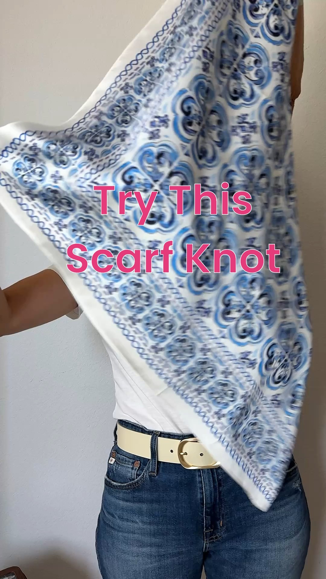 🧣Packing 2-3 scarves can add multiple style ideas to your travel wardrobe…And they’re pretty 😊 All linked except this pretty blue scarf {but if you’re in Sorrento, Italy stop in the cute scarf shop😉}

#LTKTravel #LTKStyleTip