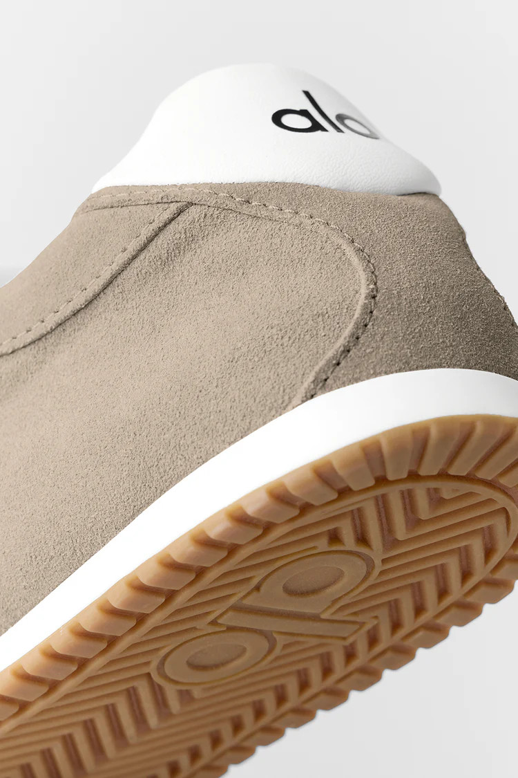 ALO Sunset Sneaker - Gravel | Alo Yoga (US)