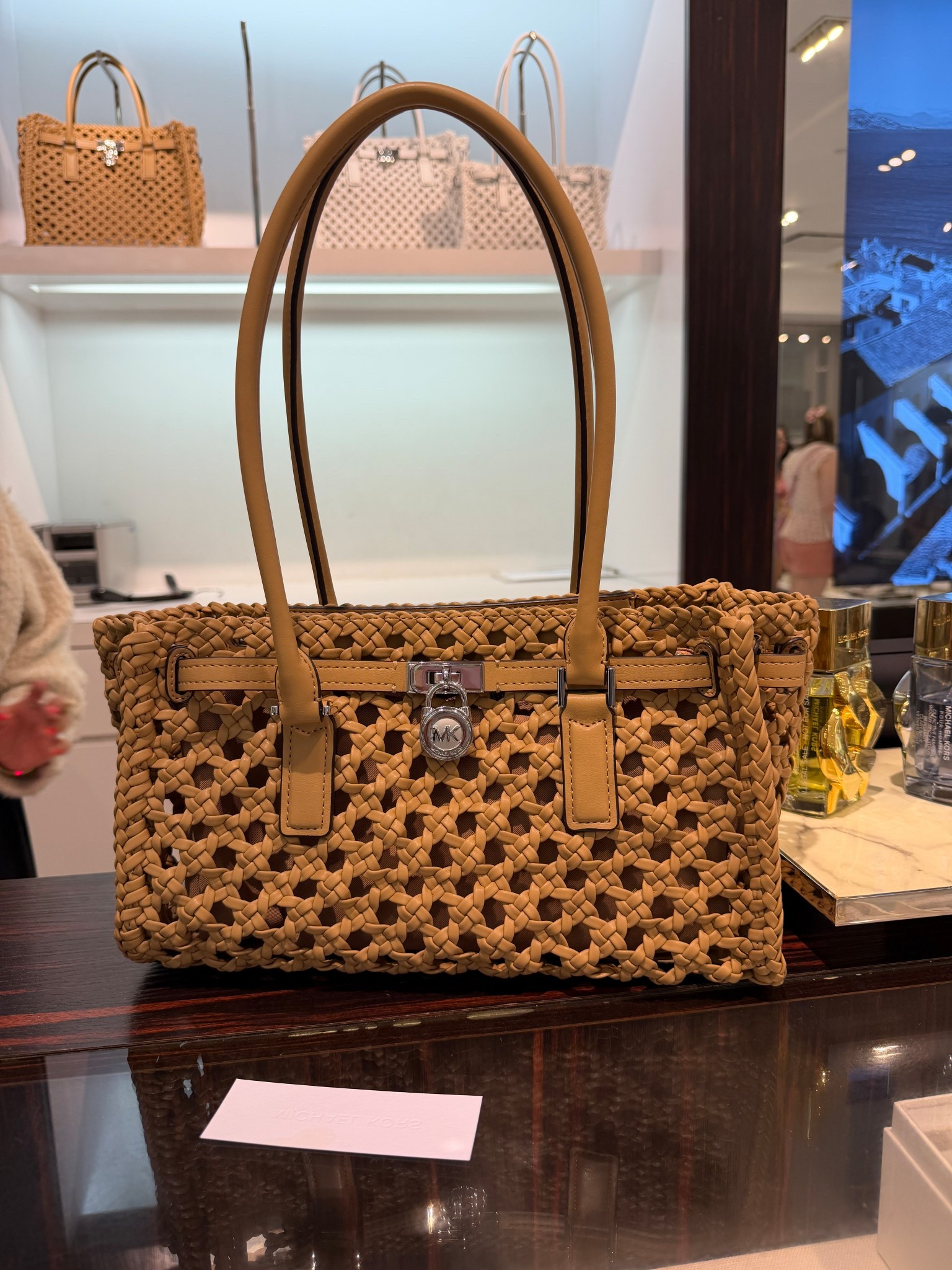 Cute summer bag from @Michael Kors US 
Love the removable pouch too 

#LTKTravel #LTKMothersDay #LTKSeasonal