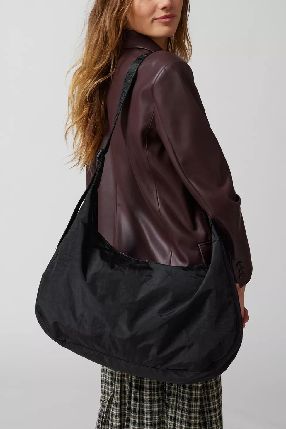 BAGGU Large Nylon Crescent Bag | Urban Outfitters (US and RoW)