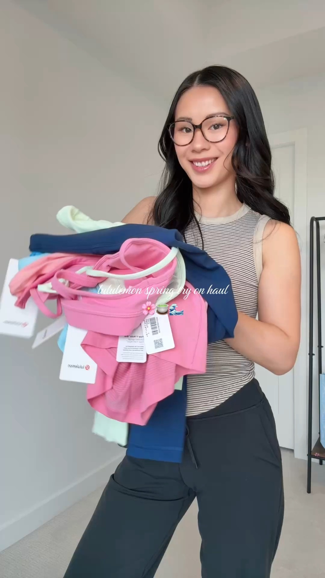 lululemon spring try on haul! 

Jacket size 6
Blue sports bra size XXS/XS
Green & pink sports bra size 4
Swiftlies size 4
Baby tee size S 



#LTKcanada #LTKfitness #LTKsummer