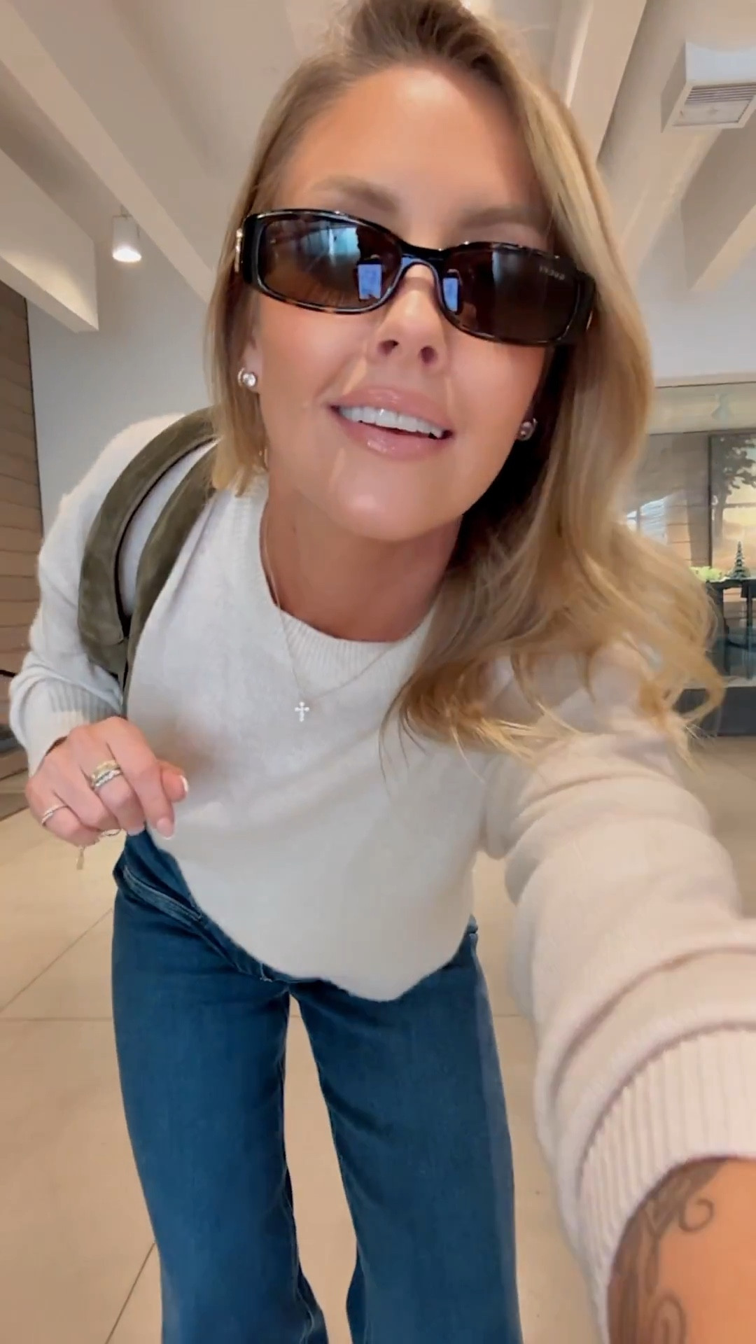 Such a good errands outfit!!

XS sweater / 24 regular jeans (size down one) / I sized up a 1/2 in the Gucci mules 💗

Gucci, Gucci mules, Aritzia, Aritzia sweater, white sweater ouffit, Almostreadyblog, Amanda West

#LTKootd #LTKdayinmylife #LTKgrwm