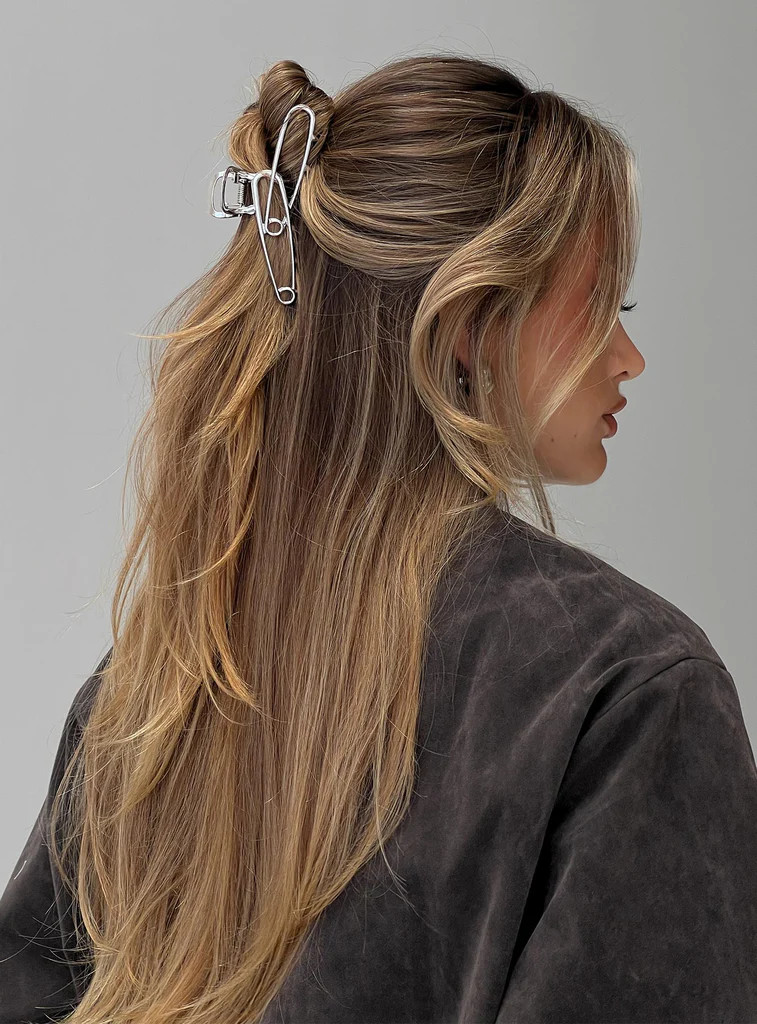 Ellarah Hair Clip Silver | Princess Polly US