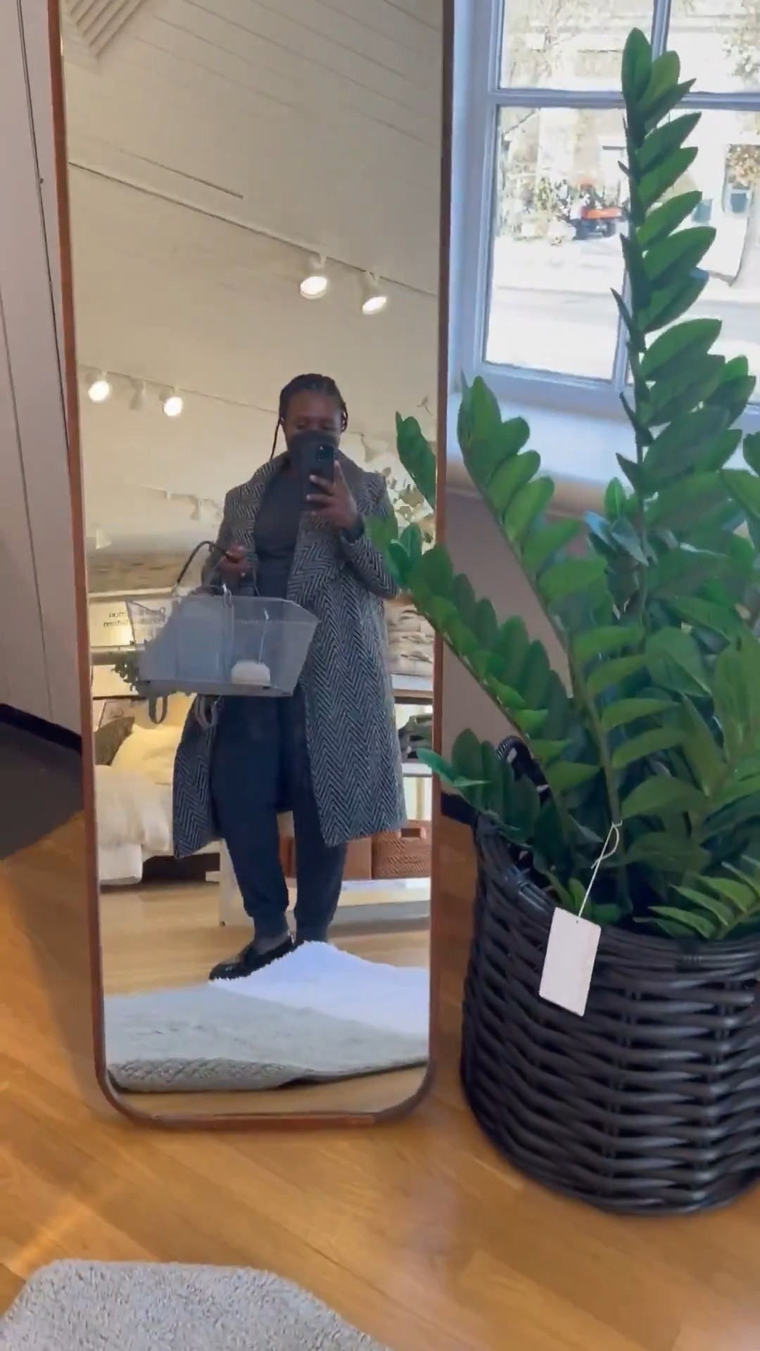 Secretsofyve: Come shopping with me @crate&barrel for home, bathroom essentials & self-care products. Home gift 🎁 ideas.
#Secretsofyve #ltkgiftguide
Always humbled & thankful to have you here.. 
CEO: PATESI Global & PATESIfoundation.org
 @secretsofyve : where beautiful meets practical, comfy meets style, affordable meets glam with a splash of splurge every now and then. I do LOVE a good sale and combining codes! #ltkstyletip #ltksalealert #ltkfamily #ltku #ltkfindsunder100 #ltkholiday #ltkfindsunder50 #ltkover40 #ltkplussize #ltkmidsize #ltkmens #ltktravel secretsofyve

#LTKBeauty #LTKHome #LTKSeasonal