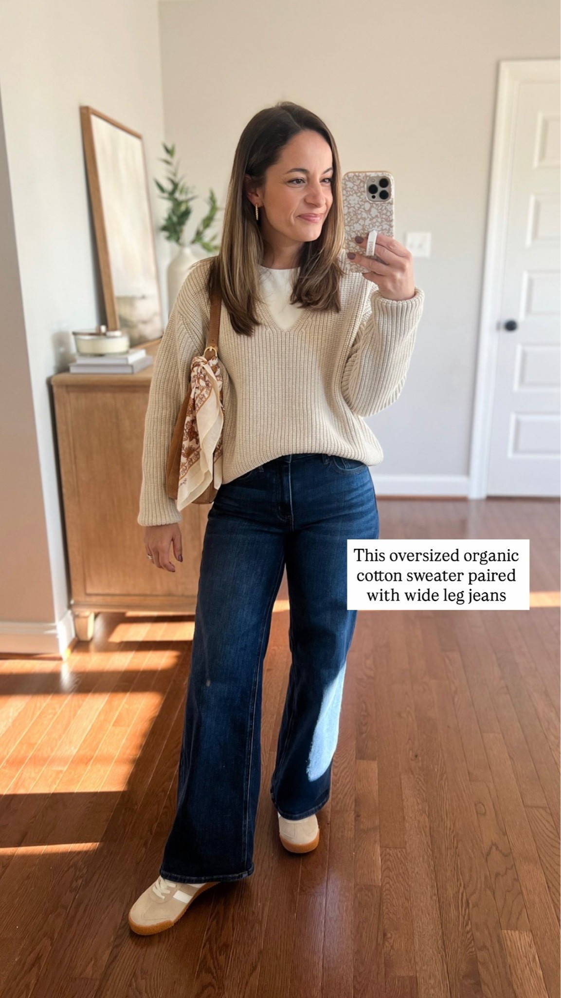 A look at my most worn pieces from last fall and winter that I can’t wait to wear again this year! 

Sweater (Quince): xs in speckled beige 
Jeans (Quince): 24 short in midnight blue (Bella wide)
Sneakers (Gola): true to size