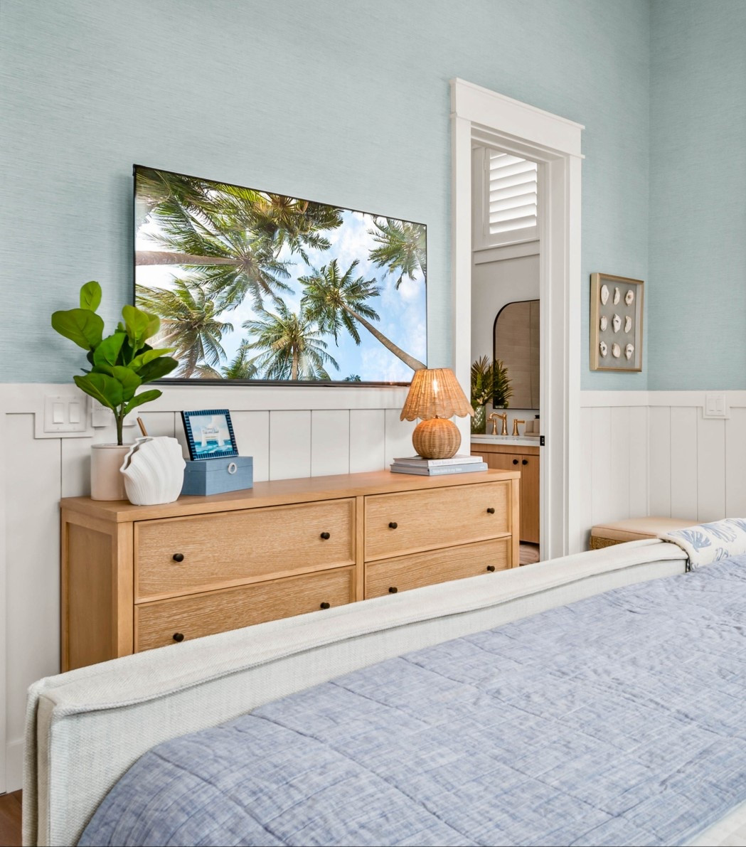 This wood TOV dresser + affordable styling pieces = an easy room refresh 🤎 Sharing the full look and a holiday home-elevating gift you can’t go wrong with.

#LTKGiftGuide #LTKHoliday #LTKHome