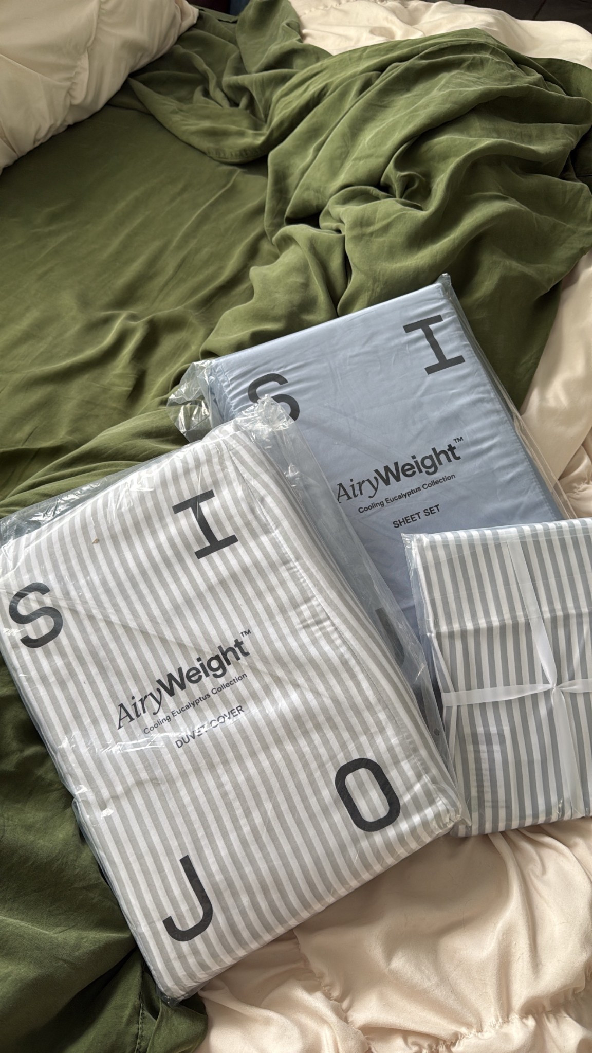 Spring bedroom refresh loading! 🧸🌼🌿🩵  Use code:THETHRIFTWITCH for a discount! ☺️🤎

I have been using Sijo sheets for the last 4 years and as someone who sleeps like a radiator the AiryWeight is everything to me! I’m so excited they gifted me these to lighten it up for spring! 

Current sheet color: Forest 
New Color: Sky 
Duvet Color: Stripe  

#LTKFindsUnder100 #LTKHome