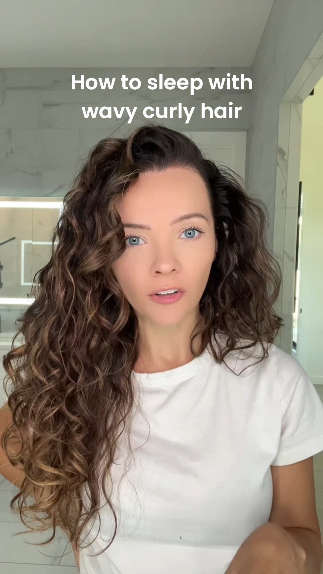 How I make my wavy curls last for DAYSSSS ✨

This has been my go-to sleep routine for months and is easily the biggest game changer for my hair this year.