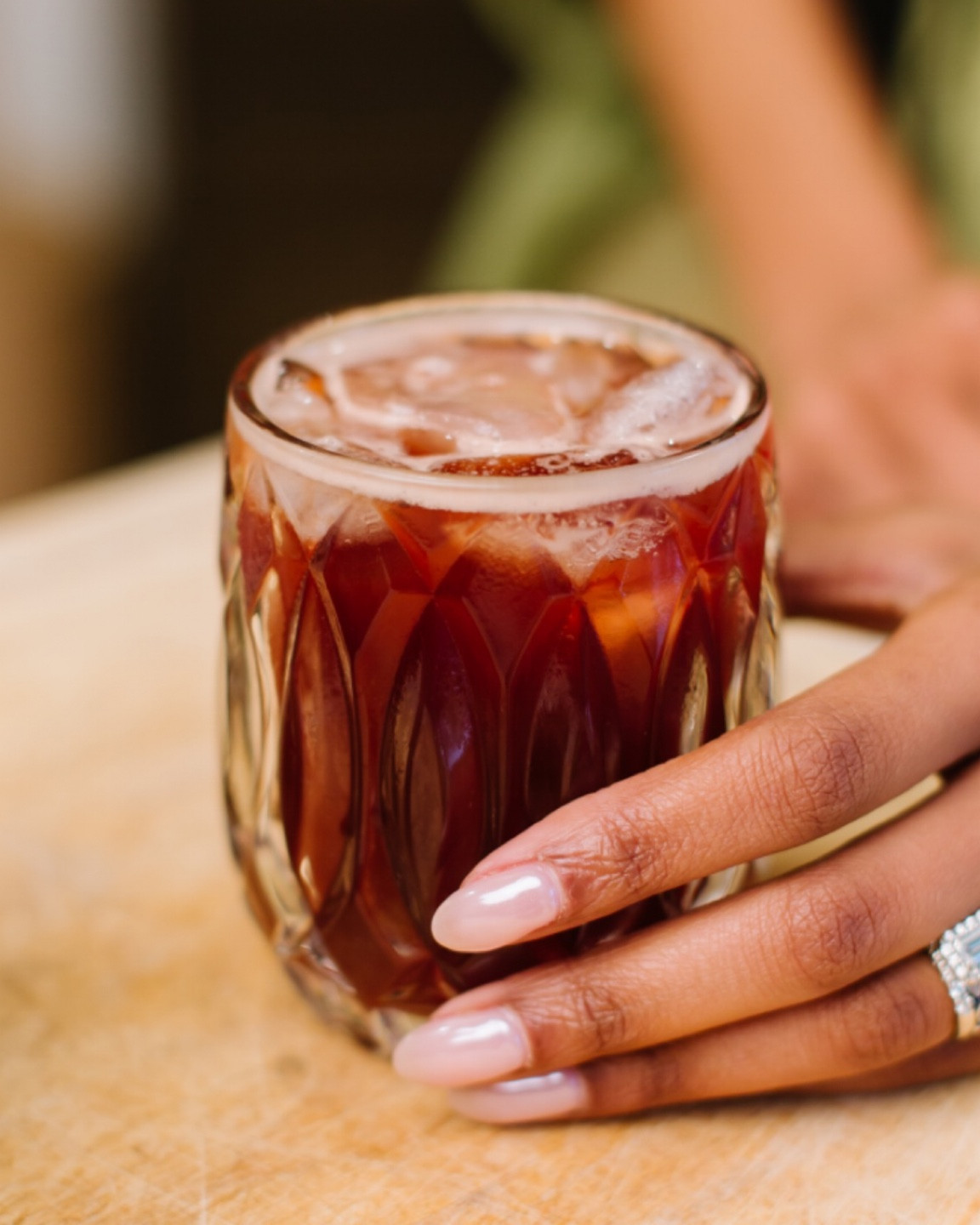 MOCKTAIL MONDAY READY TO DRINK EDITION  ✨😜✌🏾
.
.
Spring and summer festivities are upon us, which brings up a good question,  “What are you sipping on when life requires you to be on the go?” Over the last few years, the market has produced some spectacular ready to drink options that you can take with you whenever & wherever. Here are a couple of new ones that I’ve taken a liking to and that I think you will like too!