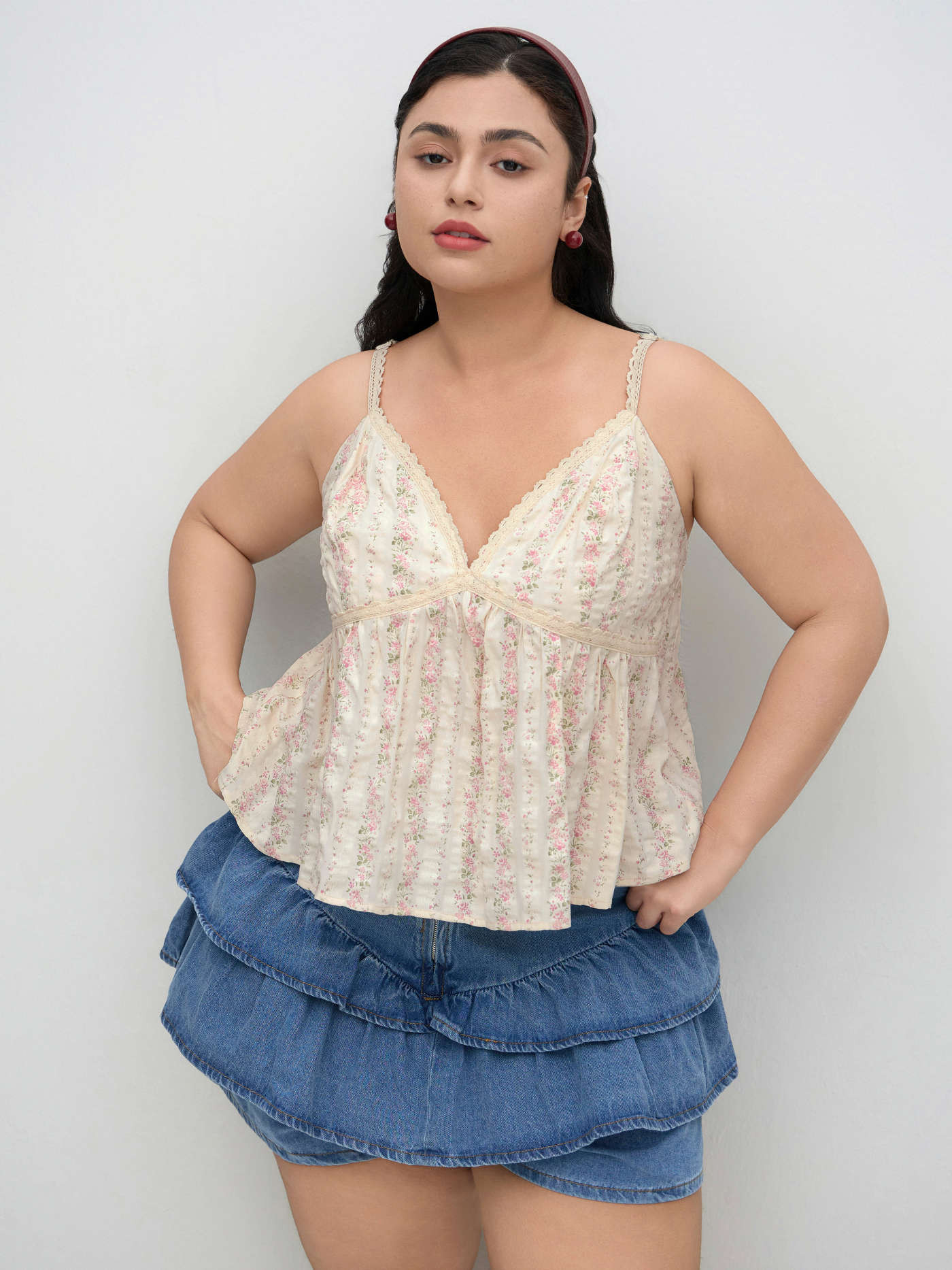 Cotton-blend V-neck Floral Cami Top Curve & Plus | Cider