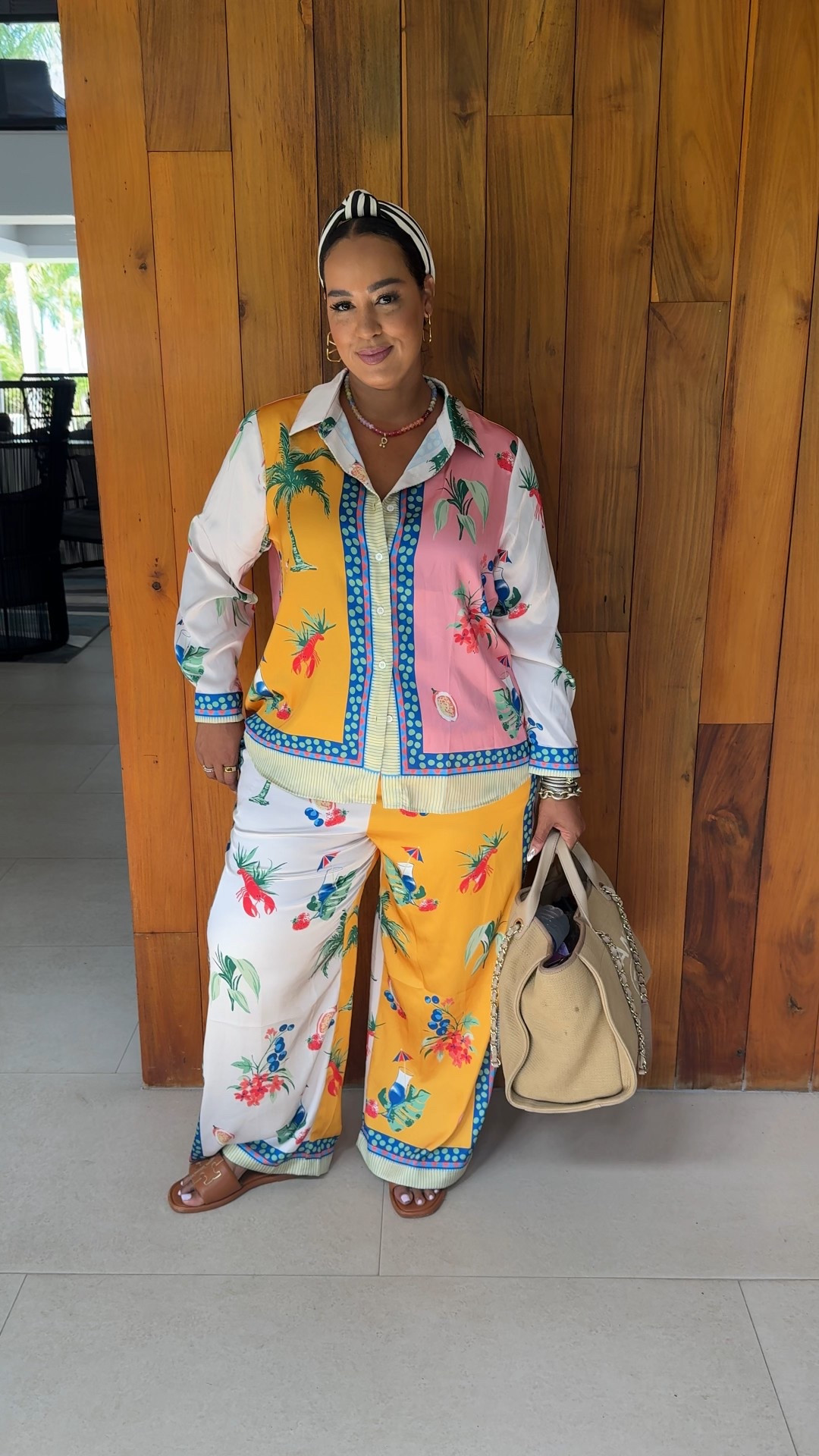 Such a cute little set from dillards! It’s giving farm rio vibes for less and size inclusive. I’m wearing a 2X

#LTKTravel #LTKPlusSize #LTKSeasonal