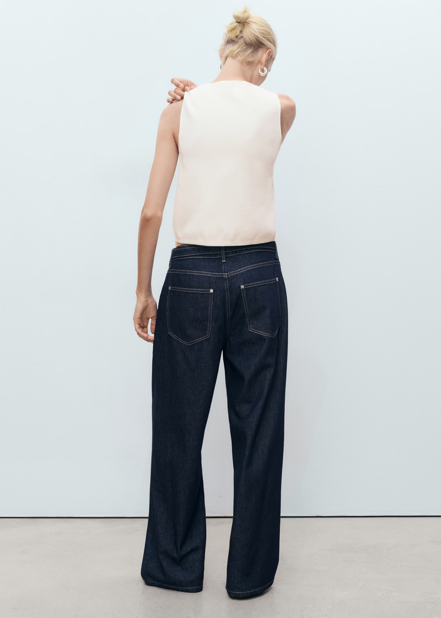 Fine-knit vest with buttons - Women | MANGO USA | Mango (US/MX/AU)