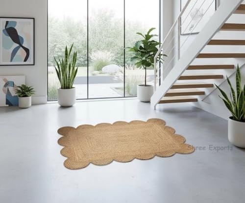 Natural Hand Woven Farmhouse Jute Area Scalloped Rug (Natural, 2x3 Feet) | Amazon (US)