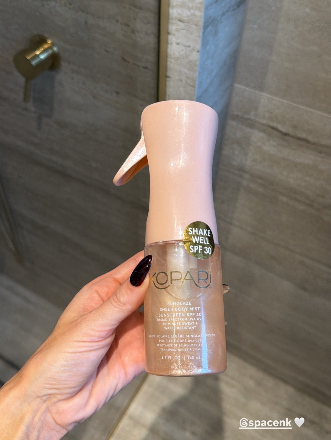Everyone knows how much I love this product!! It’s SPF 30 and is truly the best body glow ever! It’s got no glitter or shimmer in it and it’s so easy to apply, I love that it’s a spray! It’s a holiday MUST! @SPACENK AD 🩷

#LTKeurope #LTKuk #LTKbeauty