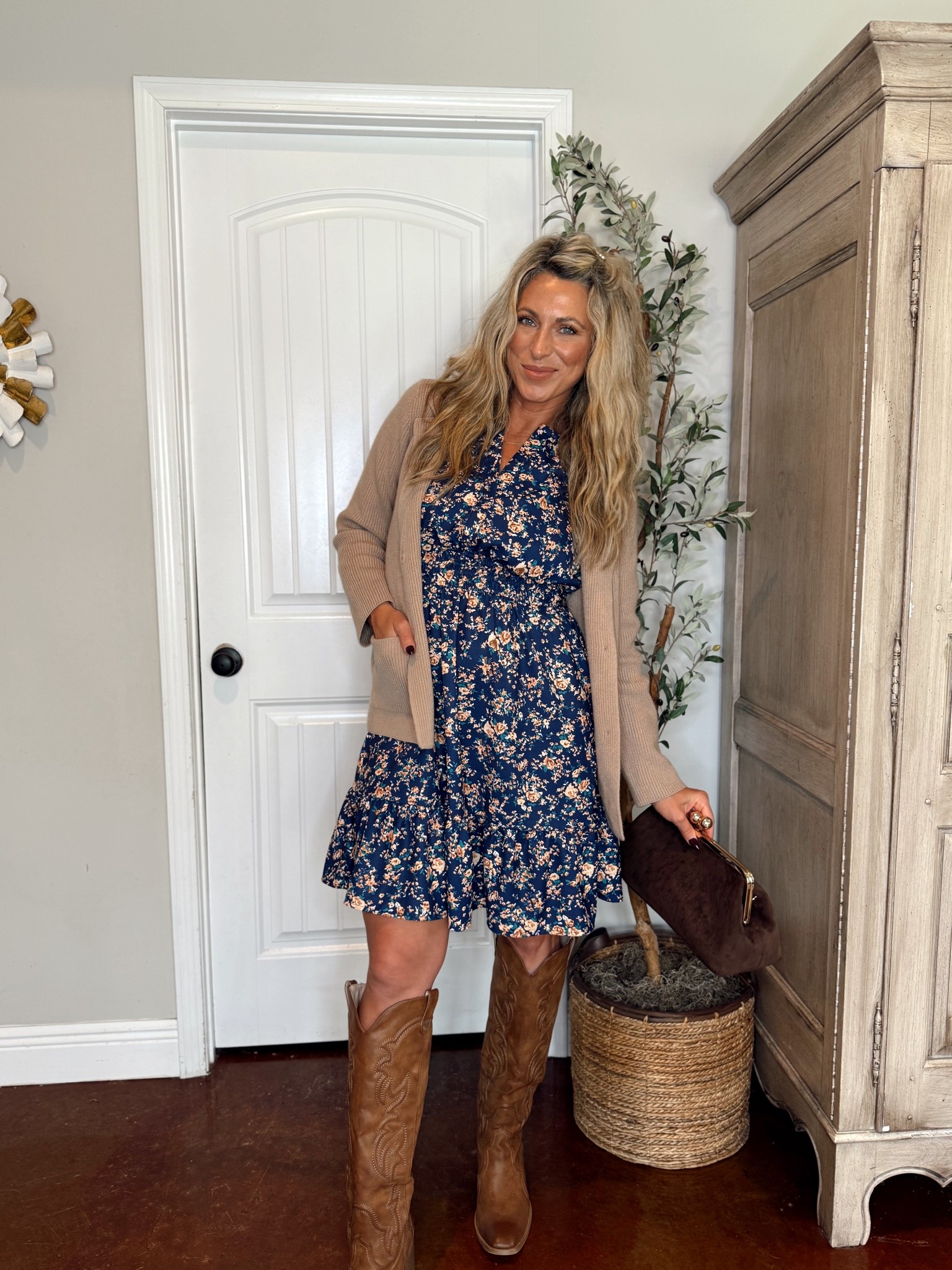 Thanksgiving outfit idea!



#LTKFindsUnder50 #LTKStyleTip #LTKHoliday