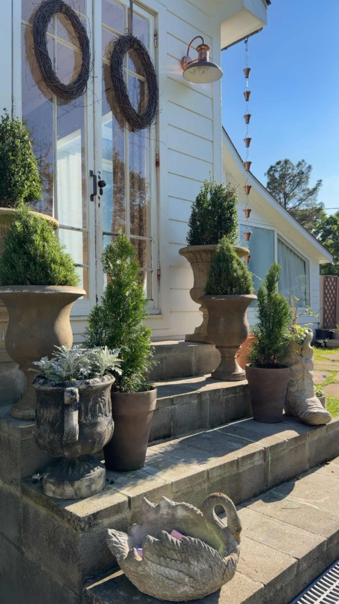 Swan planter 🎨🦢

#LTKmomlife #LTKKids