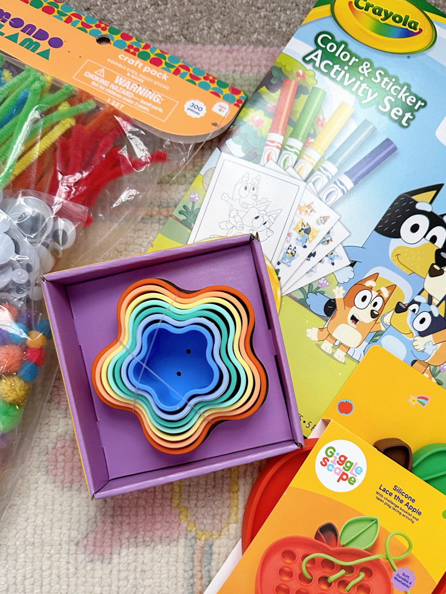 “Busy Bag” items for screen-free play when we go out to eat with my toddler!

#LTKFindsUnder100 #LTKKids #LTKFindsUnder50