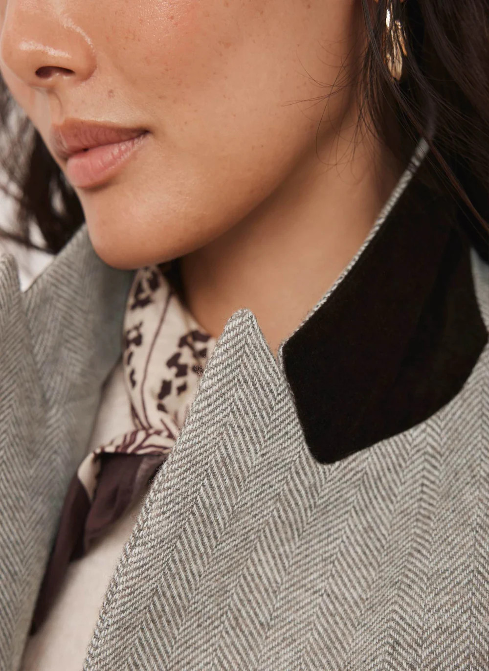 Neutral Herringbone Single Breasted Blazer | Mint Velvet