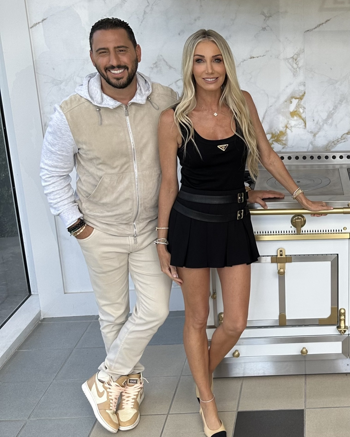 Million Dollar Listing LA stylish outfit

#LTKStyleTip #LTKWorkwear #LTKItBag