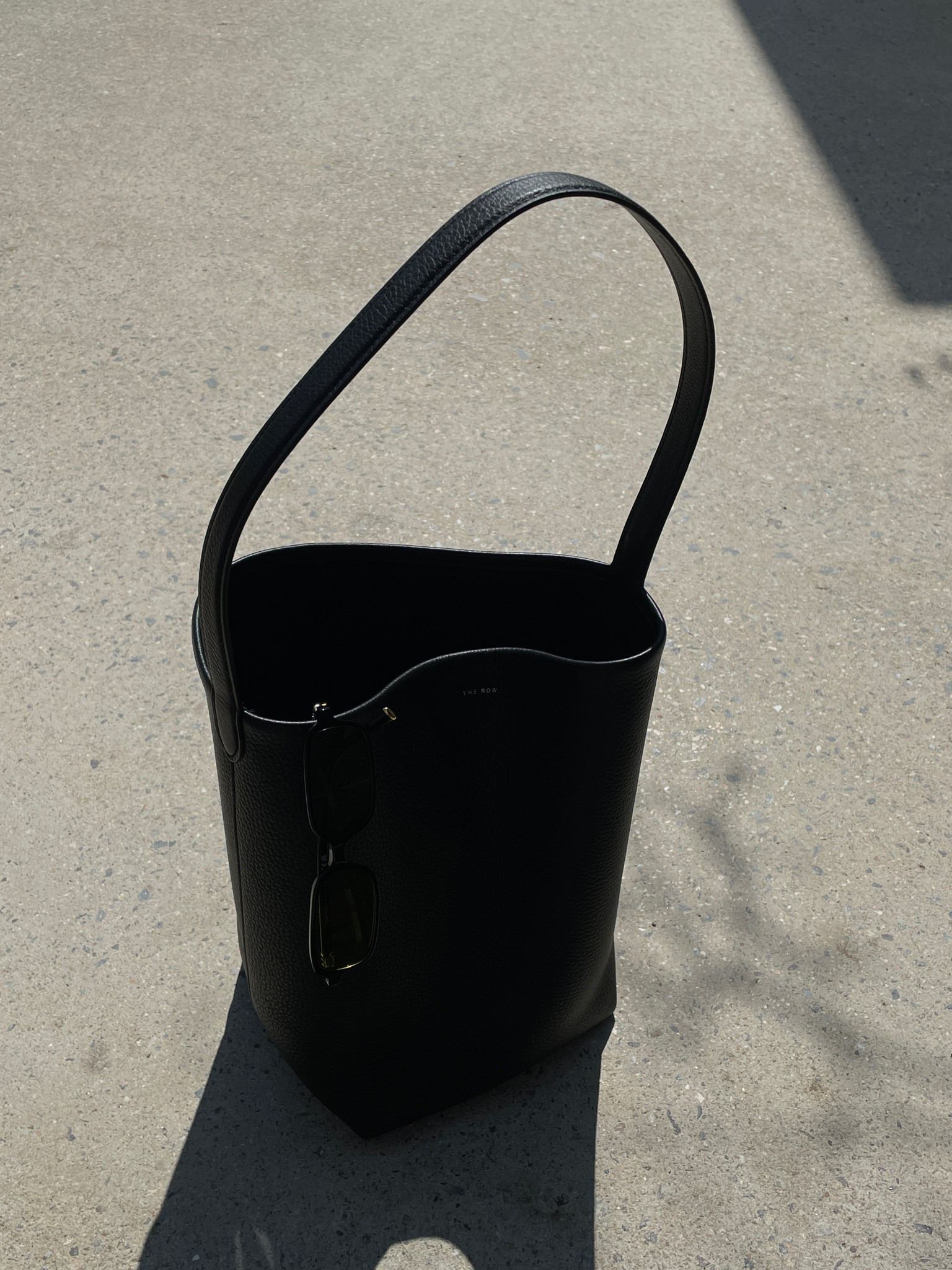 👜👜👜

#LTKworkwear #LTKbag #LTKkorea