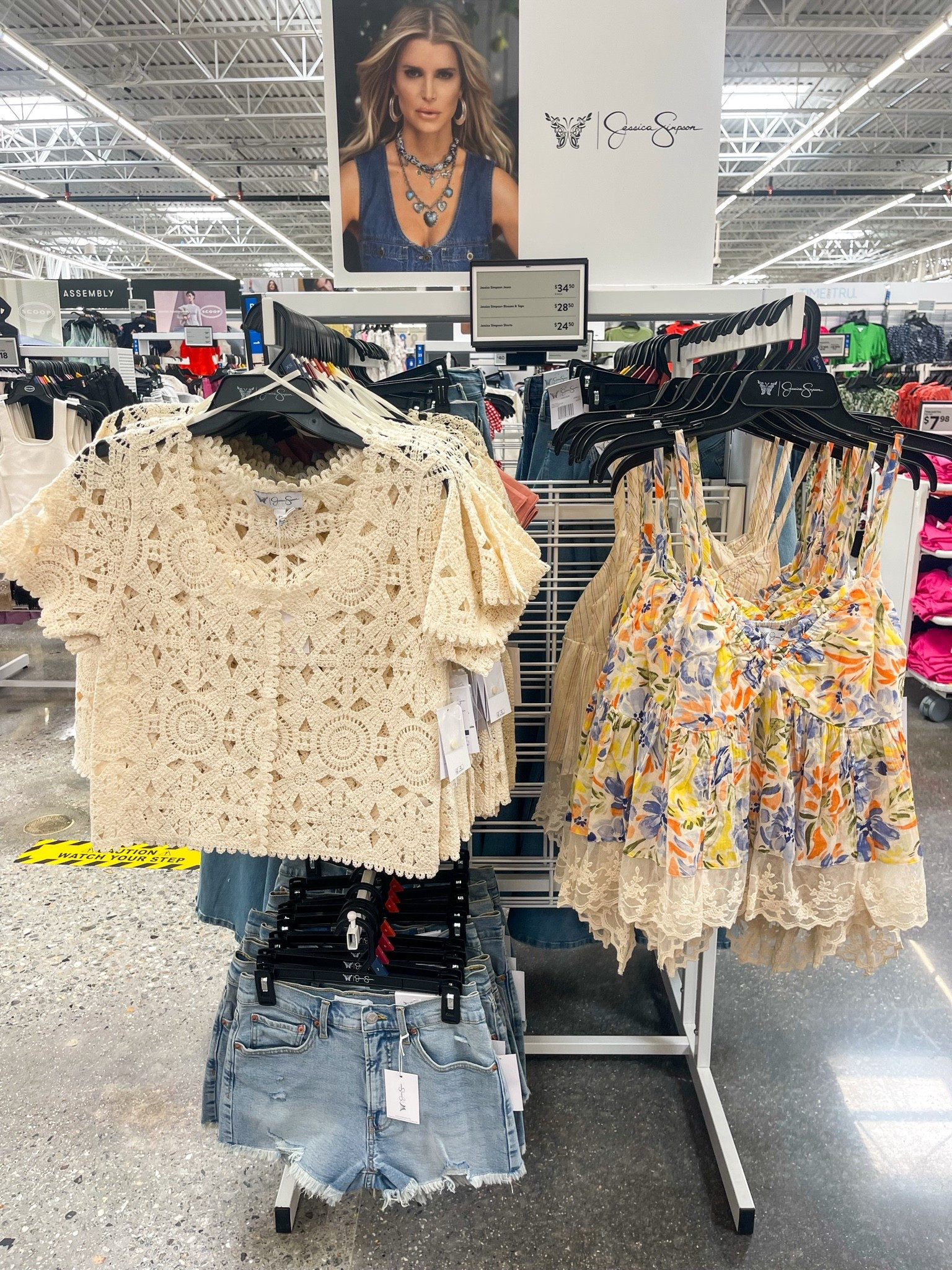 Loving some of the new pieces from the Jessica Simpson line at Walmart!

#walmart
#walmartfashion
#jessicasimpson

#LTKgrwm #LTKootd