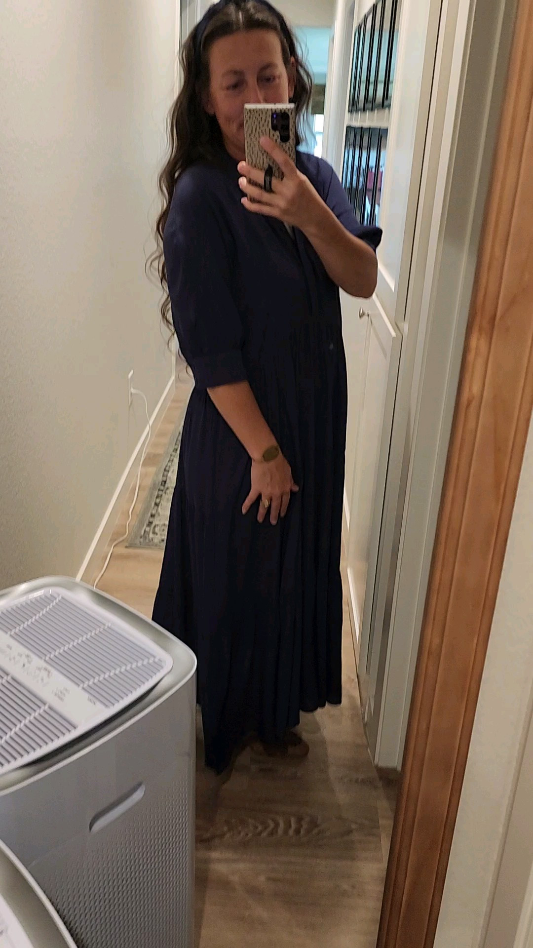 Modest dress! Comes in many colors & sizes! Comfy!Dillards solid dress dressy bridal guest modest fashion a loves a navy blue solid elbow length sleeve maxi flowy video

#LTKWedding #LTKFindsUnder100 #LTKSaleAlert
