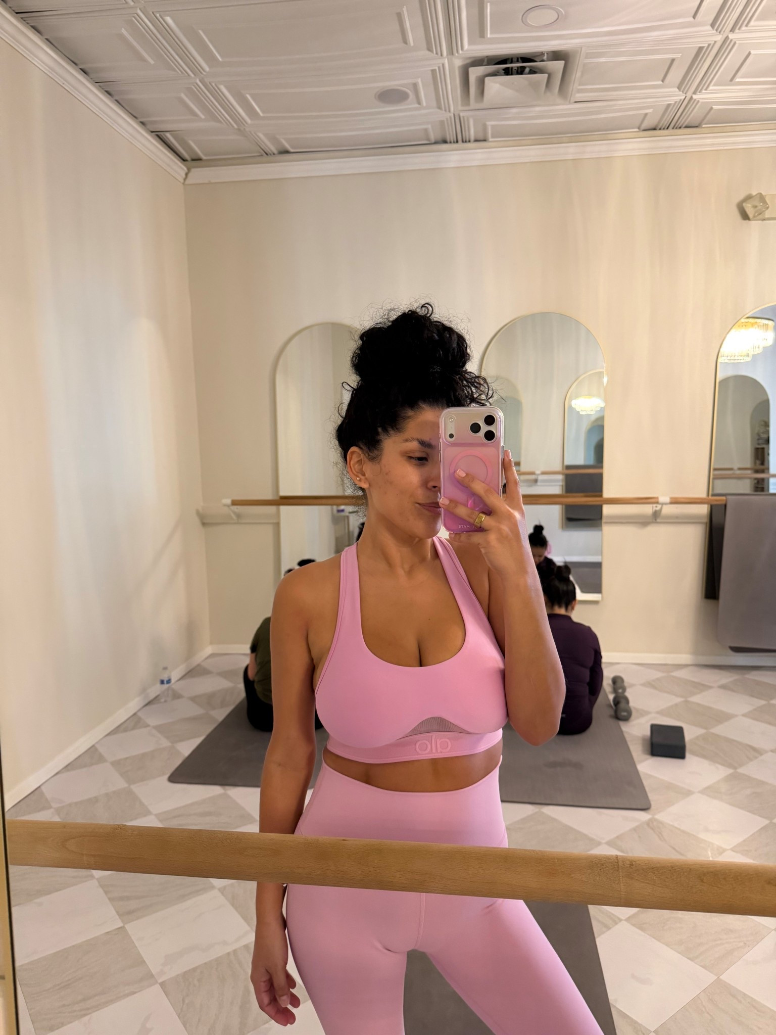 Comfort that supports every stretch and every breath ✨
#pilatesstudio #activewearfashion #lowimpactworkout #fitnessroutine

#LTKfitnessgoals #LTKdayinmylife #LTKootd