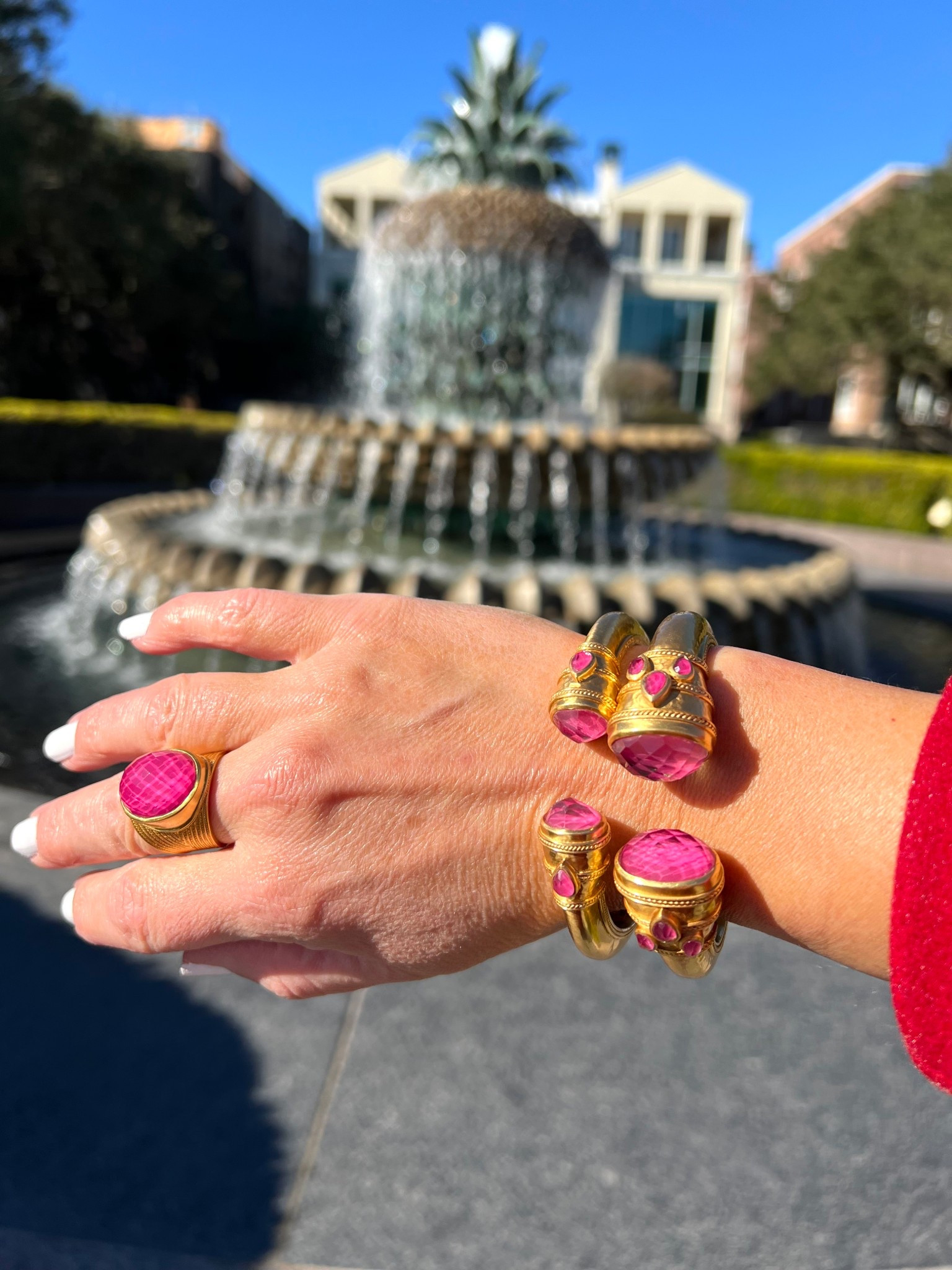 Gold jewelry for fall!


#LTKSeasonal #LTKdayinmylife #LTKOver40 #LTKmomlife #LTKGiftGuide #LTKHoliday #LTKTravel #LTKgrwm #LTKWedding #LTKootd #LTKstorytime #LTKCyberWeek