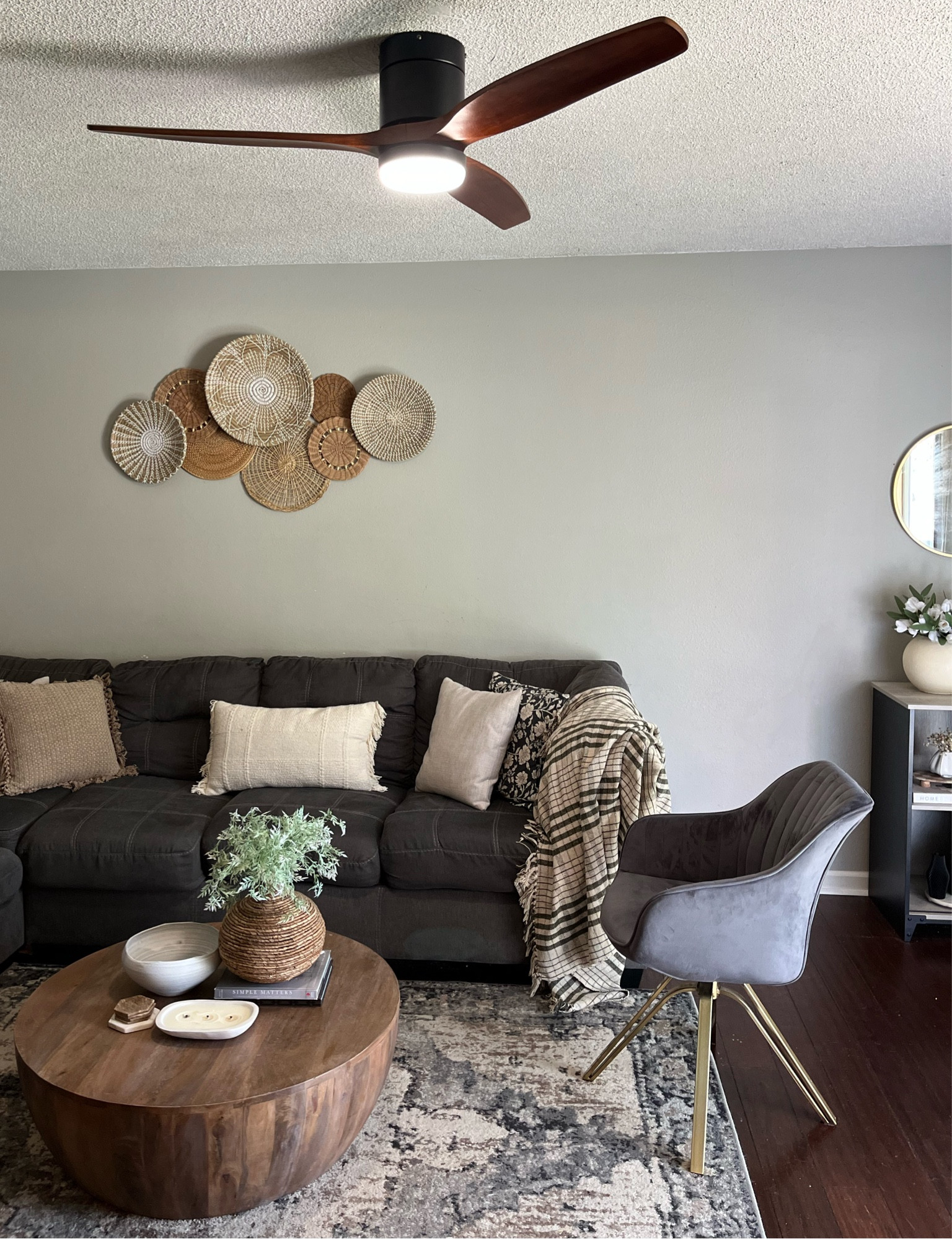 Modern sleek ceiling fan, remote controlled

#LTKFind