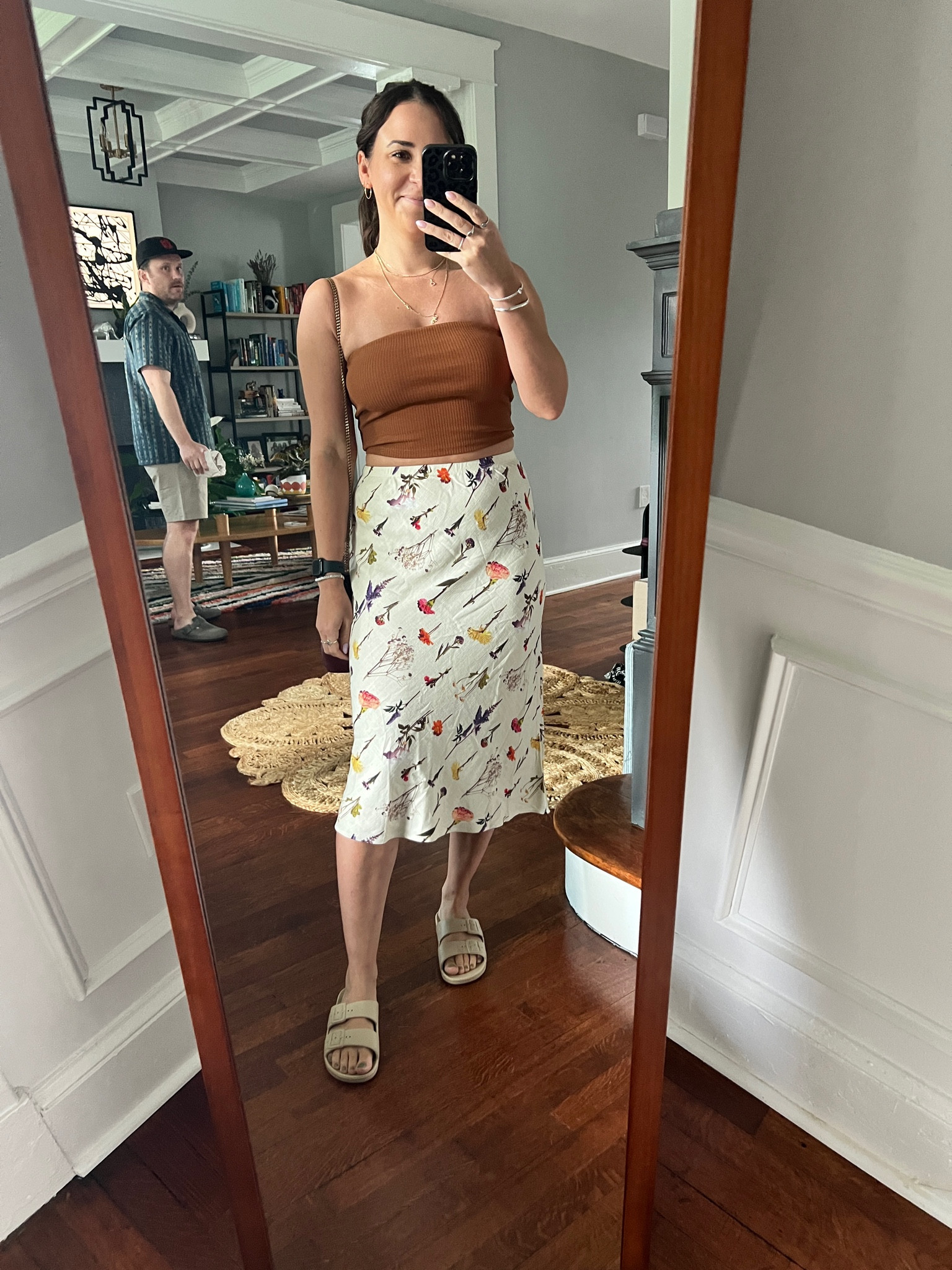 Crop top and midi skirt. Tube top and midi skirt. Printed skirt. Printed midi skirt. Summer style. Neutral style.

#LTKFind #LTKunder100 #LTKunder50