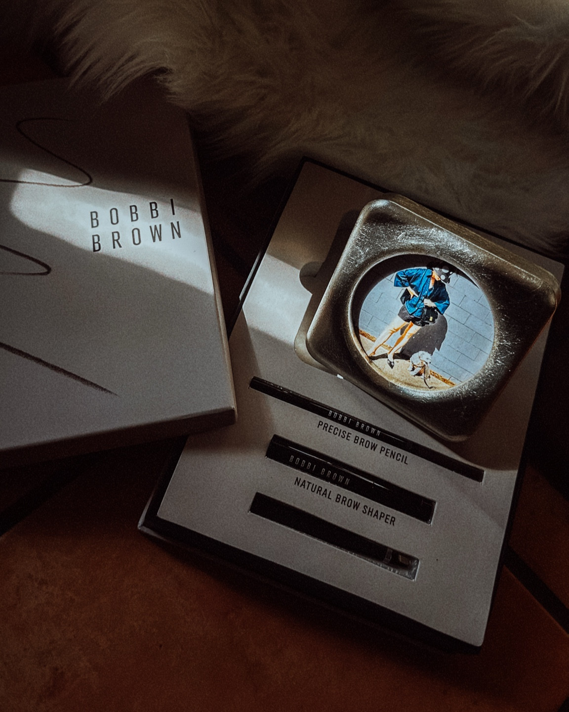 Bobbi Brown gifted me this set of their new eyebrow pencil, shaper, tweezers, together with a personalized photo frame -- absolutely in love. #Thanks #giftedbyBobbiBrown

#LTKBeauty