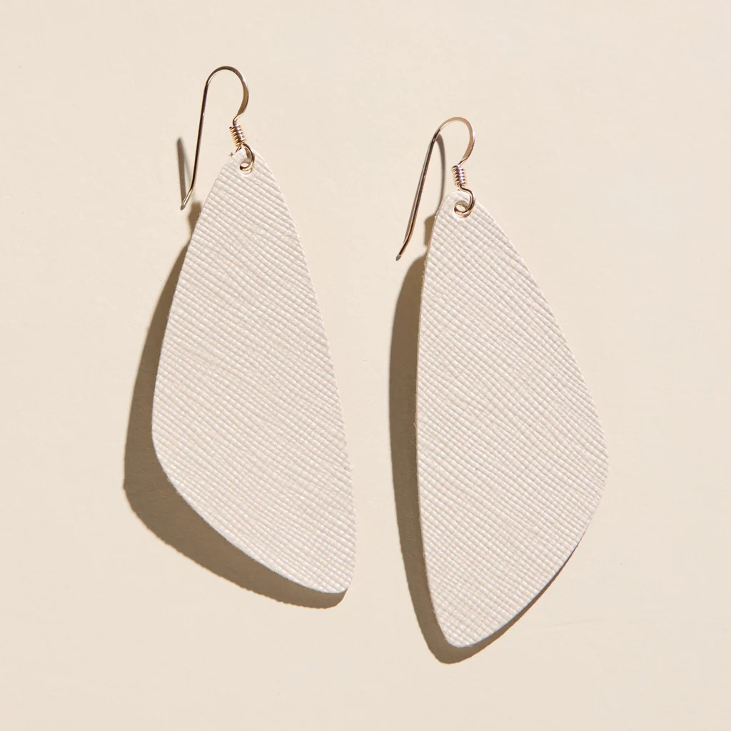 Vanilla Shimmer Evie Organic Drop Earrings | Nickel and Suede