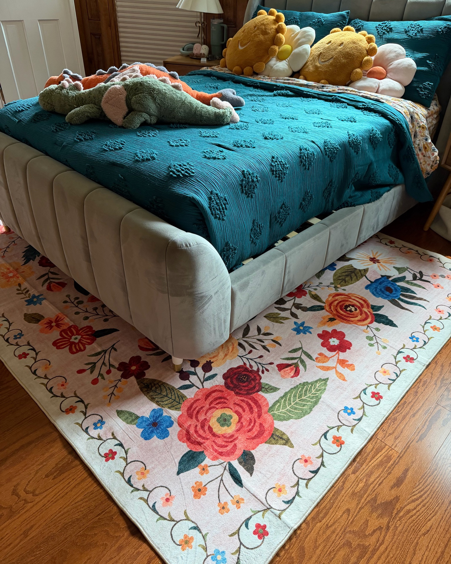 Obsessed with this new rug for one of the girls room! Way cuter in person & it’s from Amazon! 
This one is the Blush Beige but it comes in multiple shades.