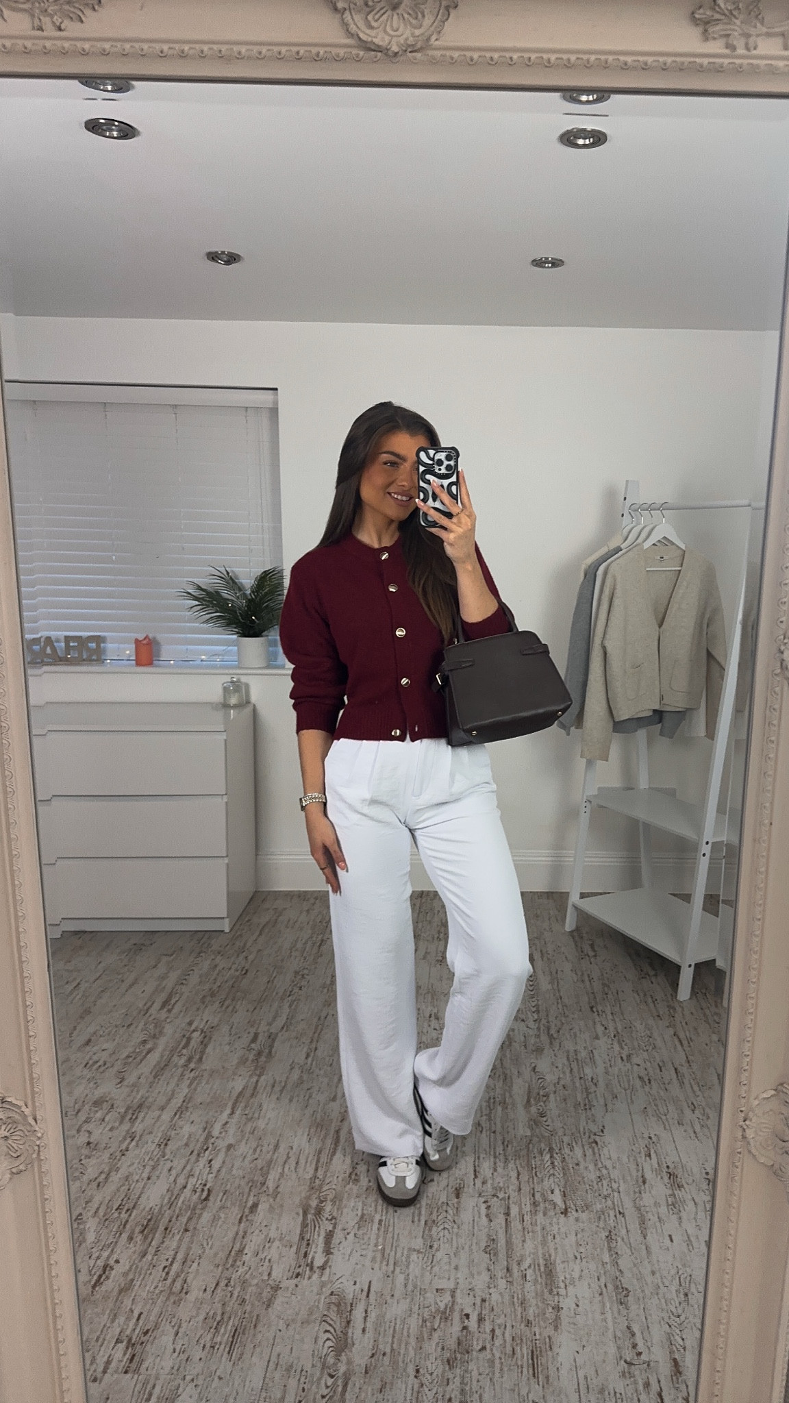 🤍🍇

#LTKstyletip #LTKeurope #LTKwinter