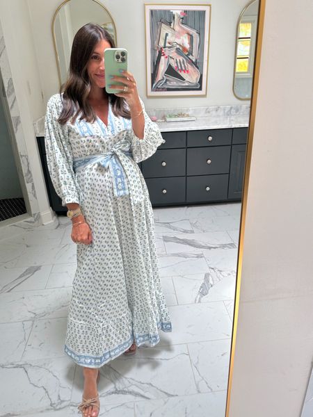 Under $60 block print dress! Love this for a baby shower! Wearing an xs 

#LTKFindsUnder100 #LTKSeasonal #LTKBump